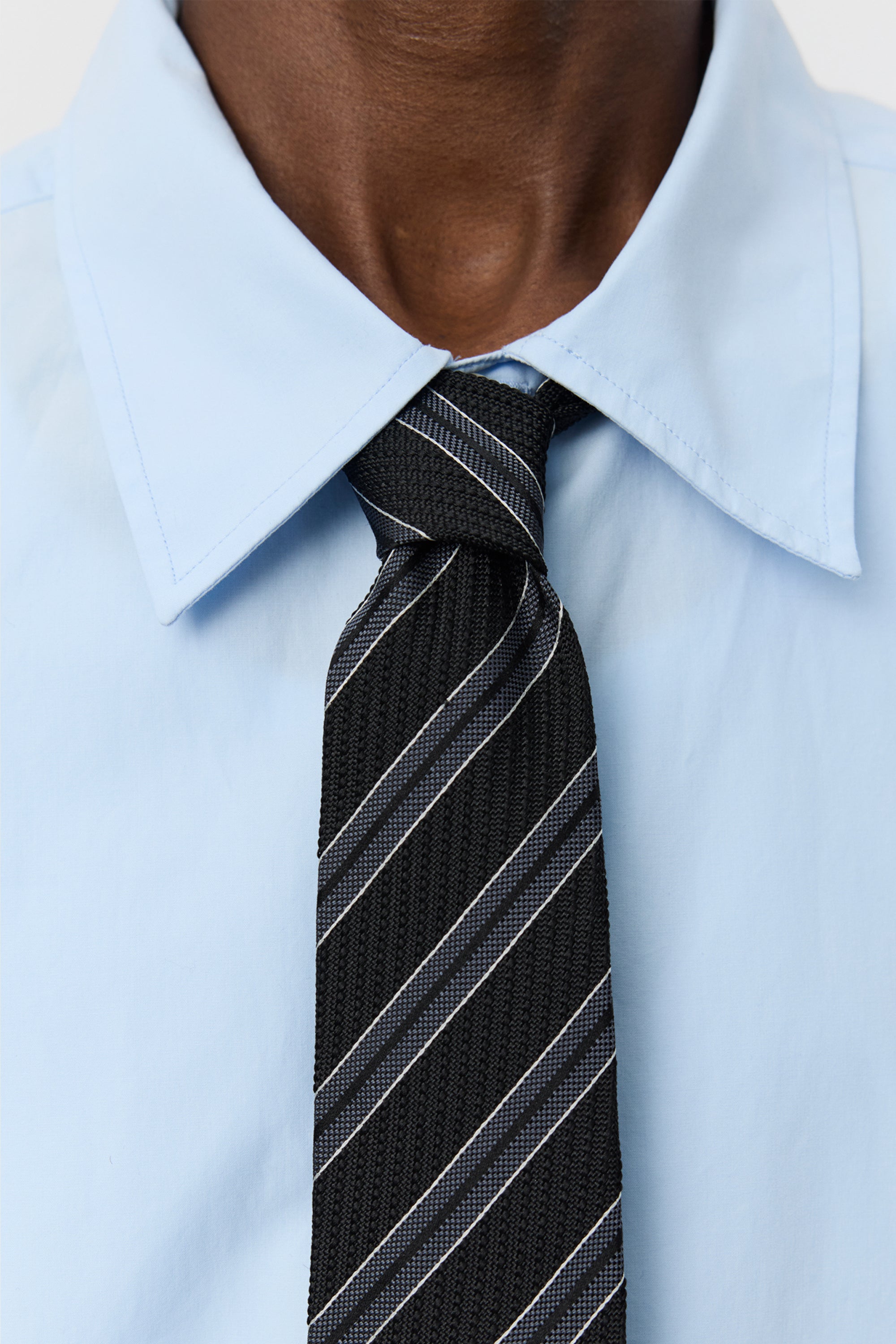 Banquet Tie Dark Grey Retro Stripe