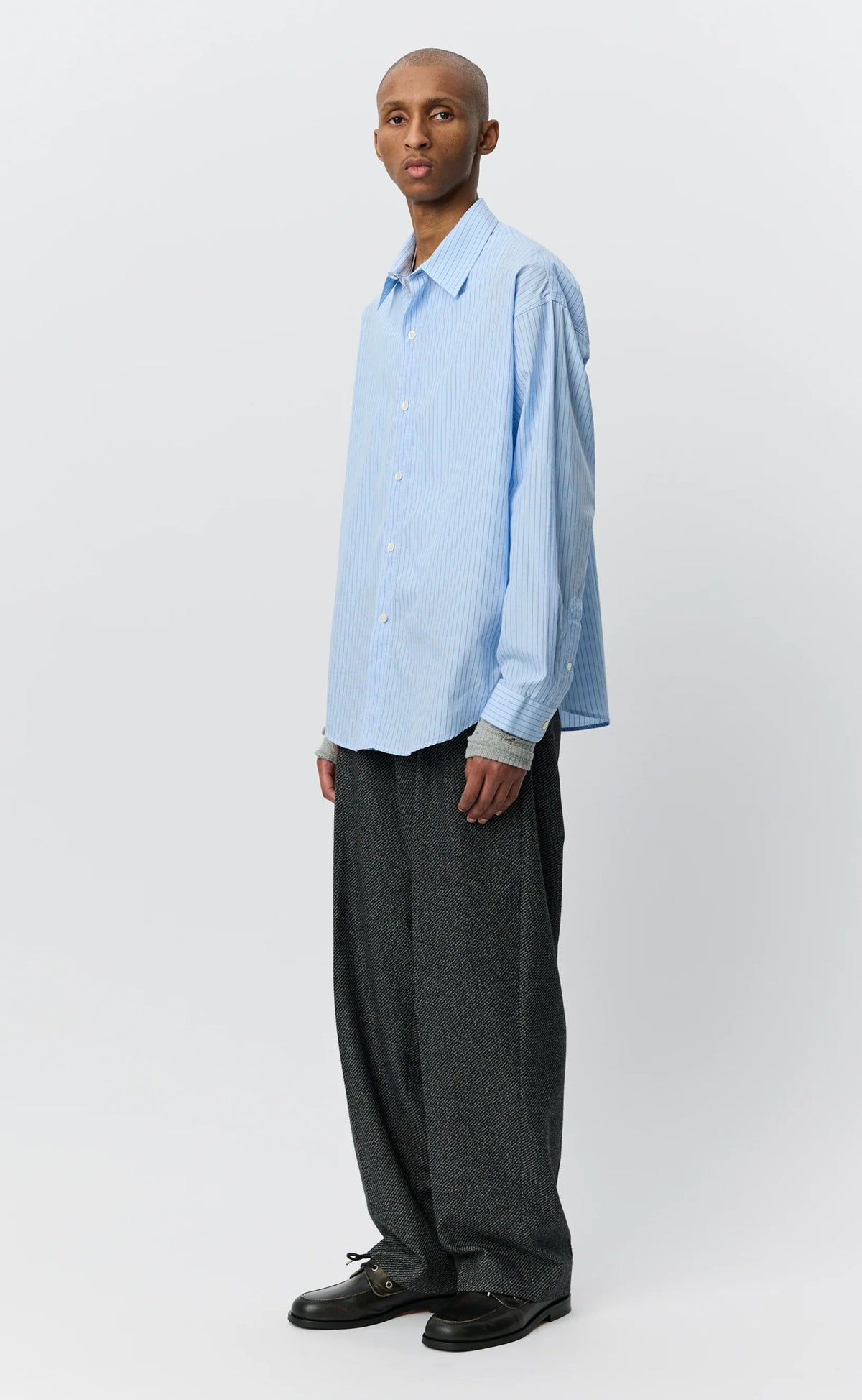 Essay Shirt Assistant Stripe_2