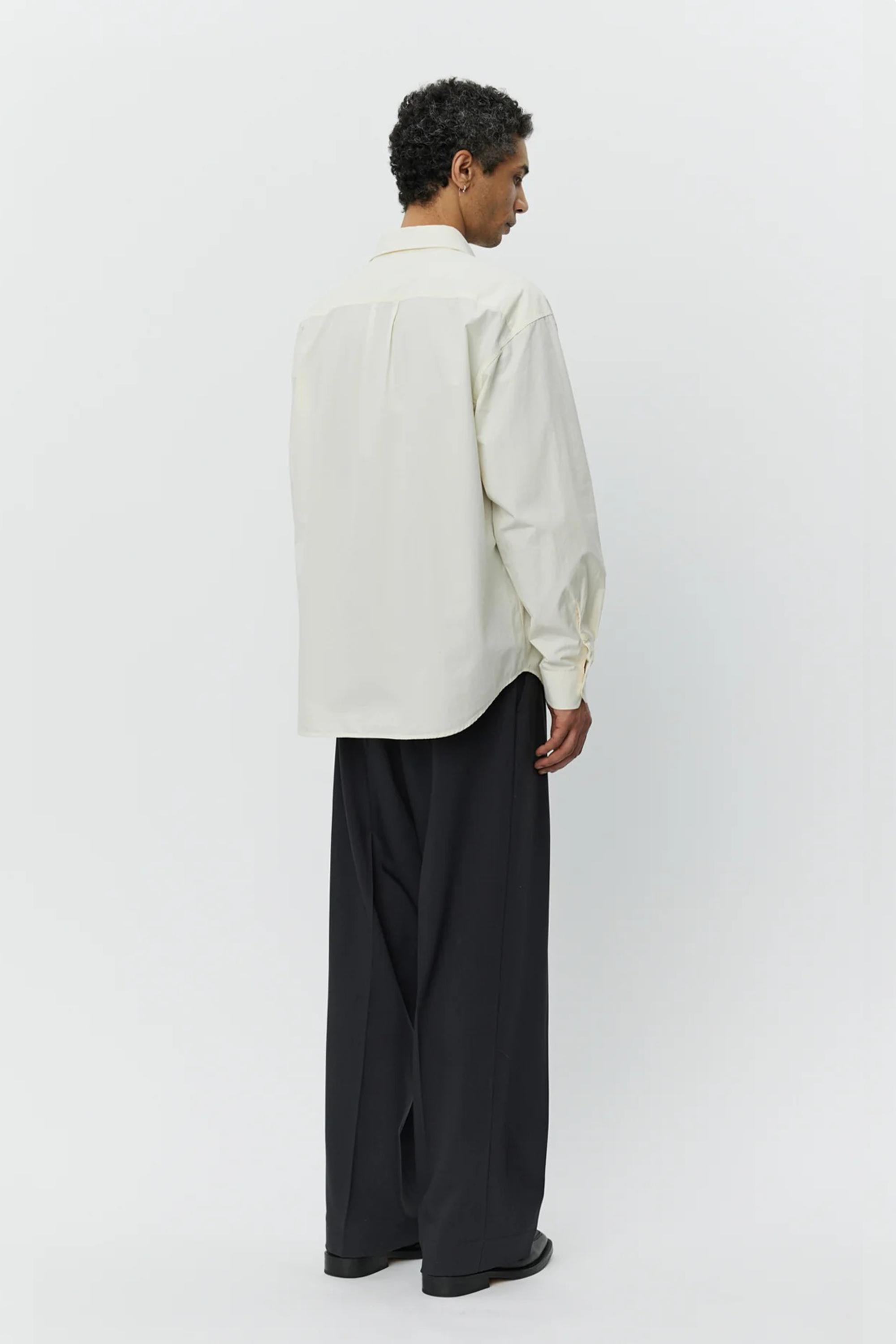 Generous Shirt Warm White Poplin