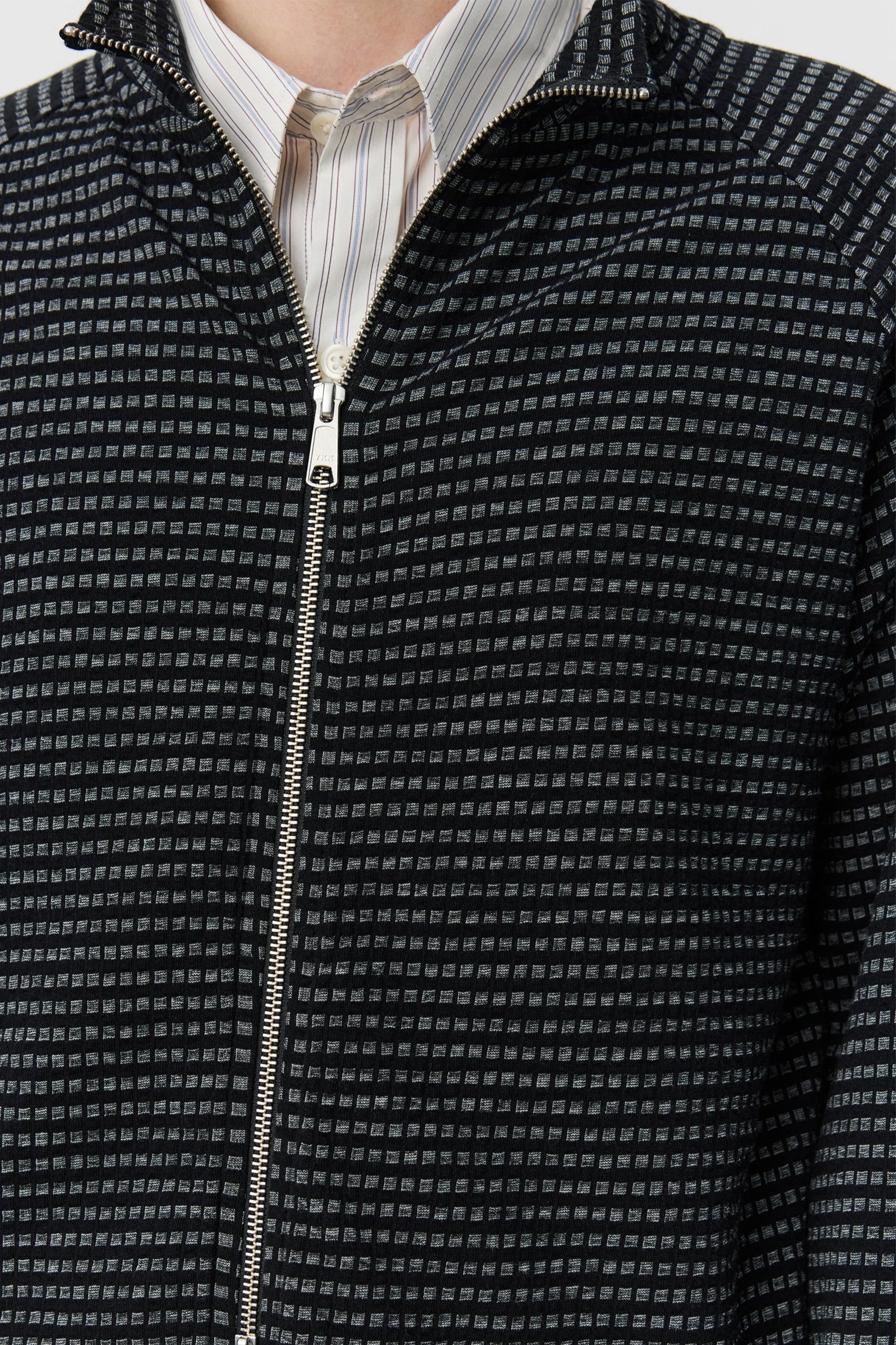 Leisure Zip Up Black Experienced Check_4