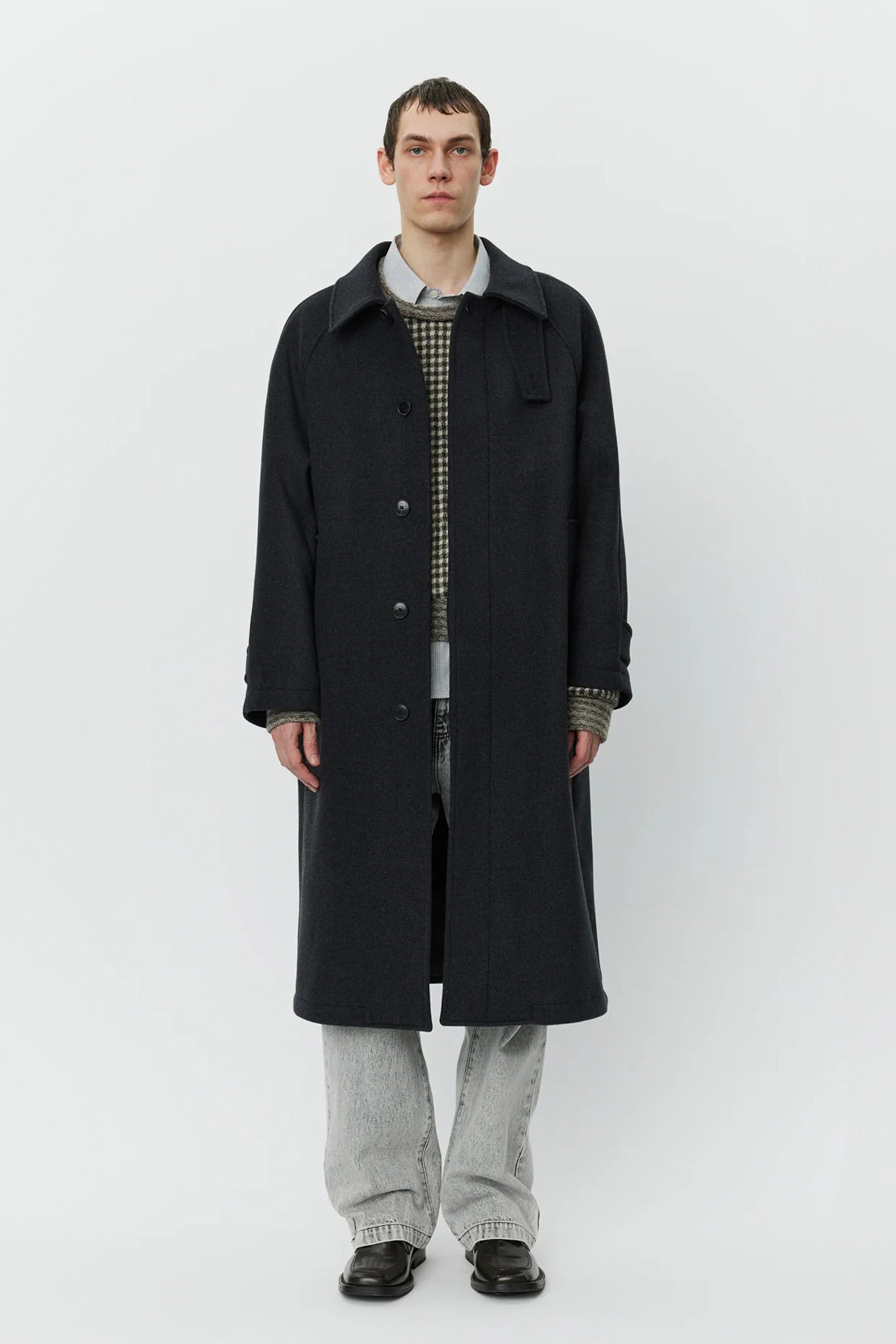 Installation Coat Dark Grey Recycled Wool