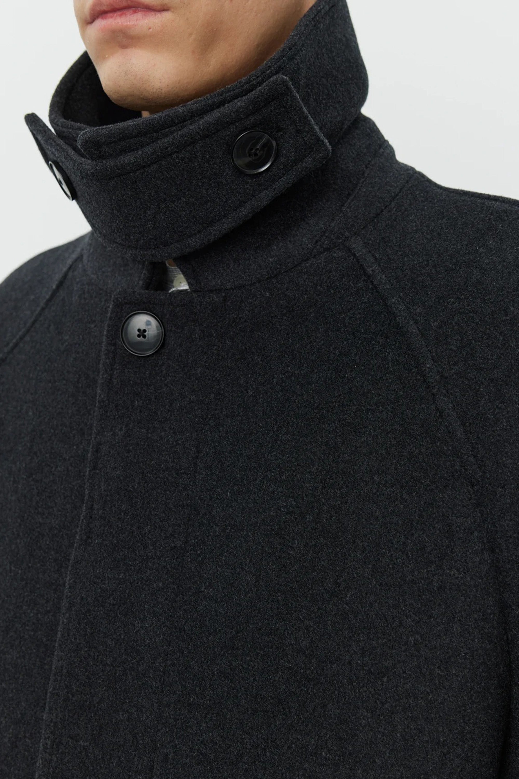 Installation Coat Dark Grey Recycled Wool_4