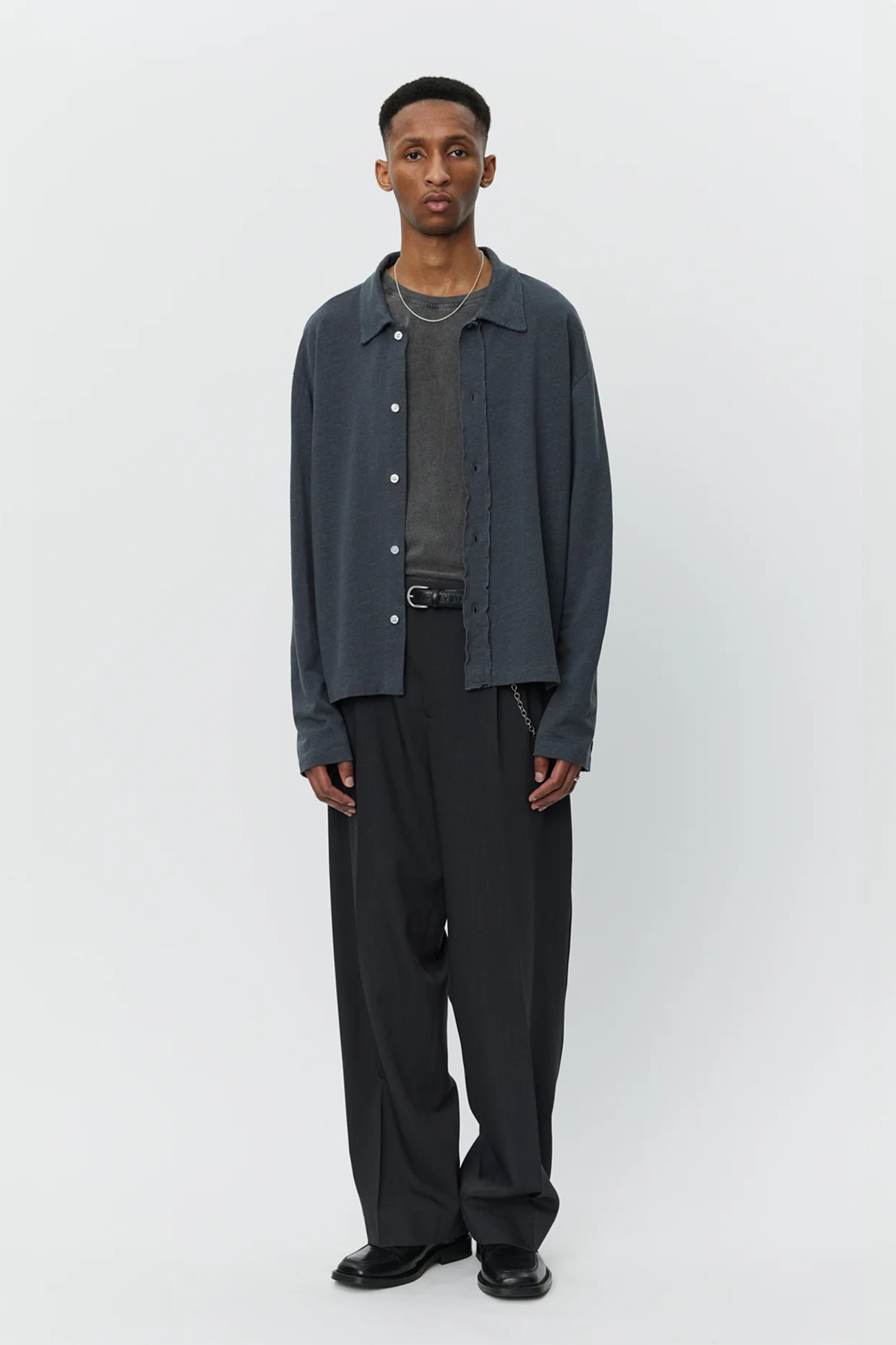 Raise Shirt Dark Lead