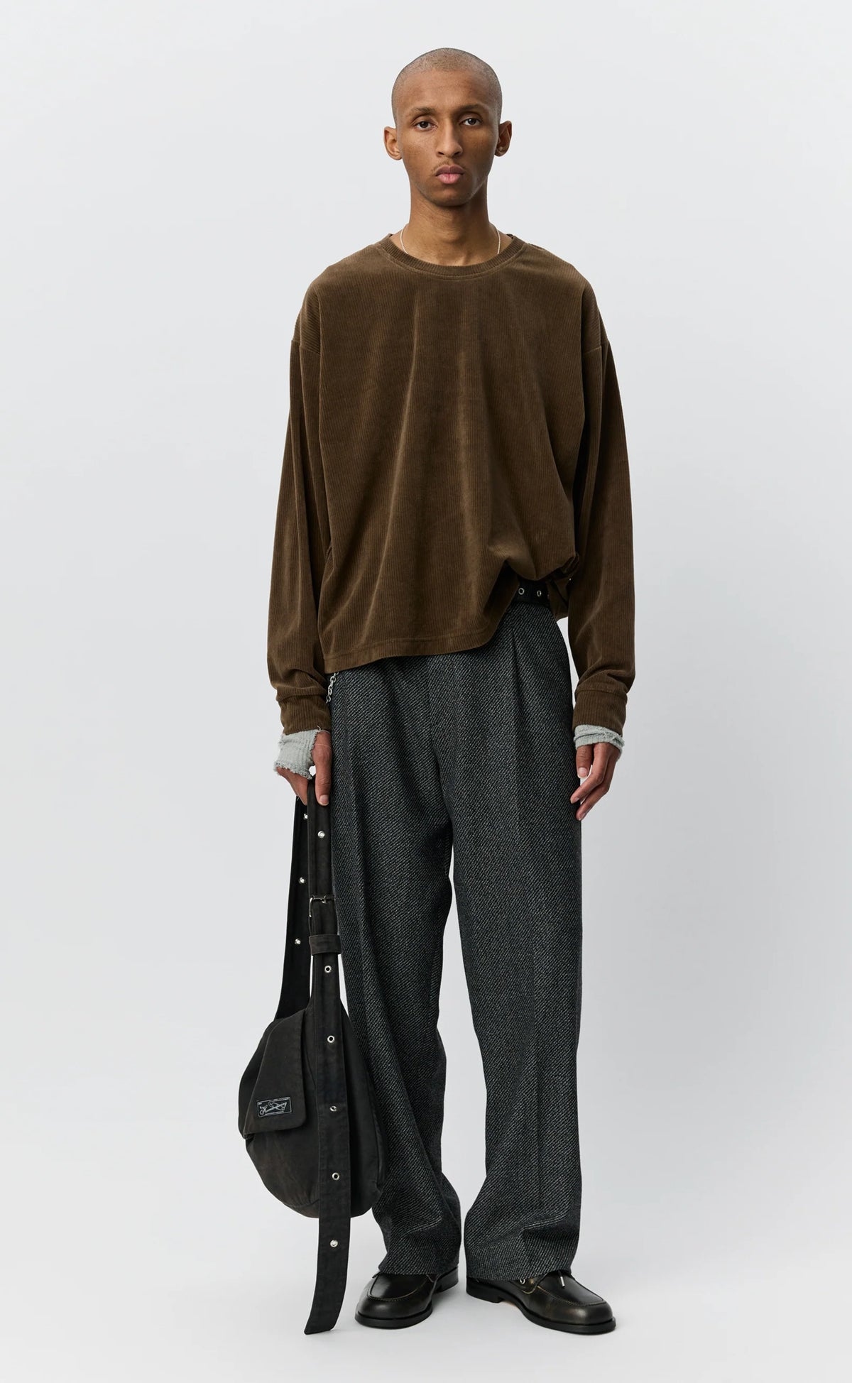 Relaxed LS Tee Walnut Husk Pile