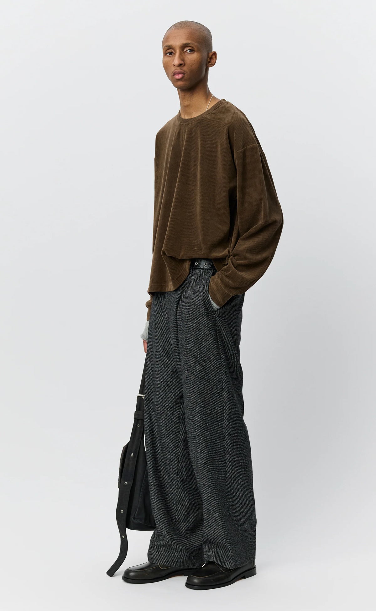 Relaxed LS Tee Walnut Husk Pile_2