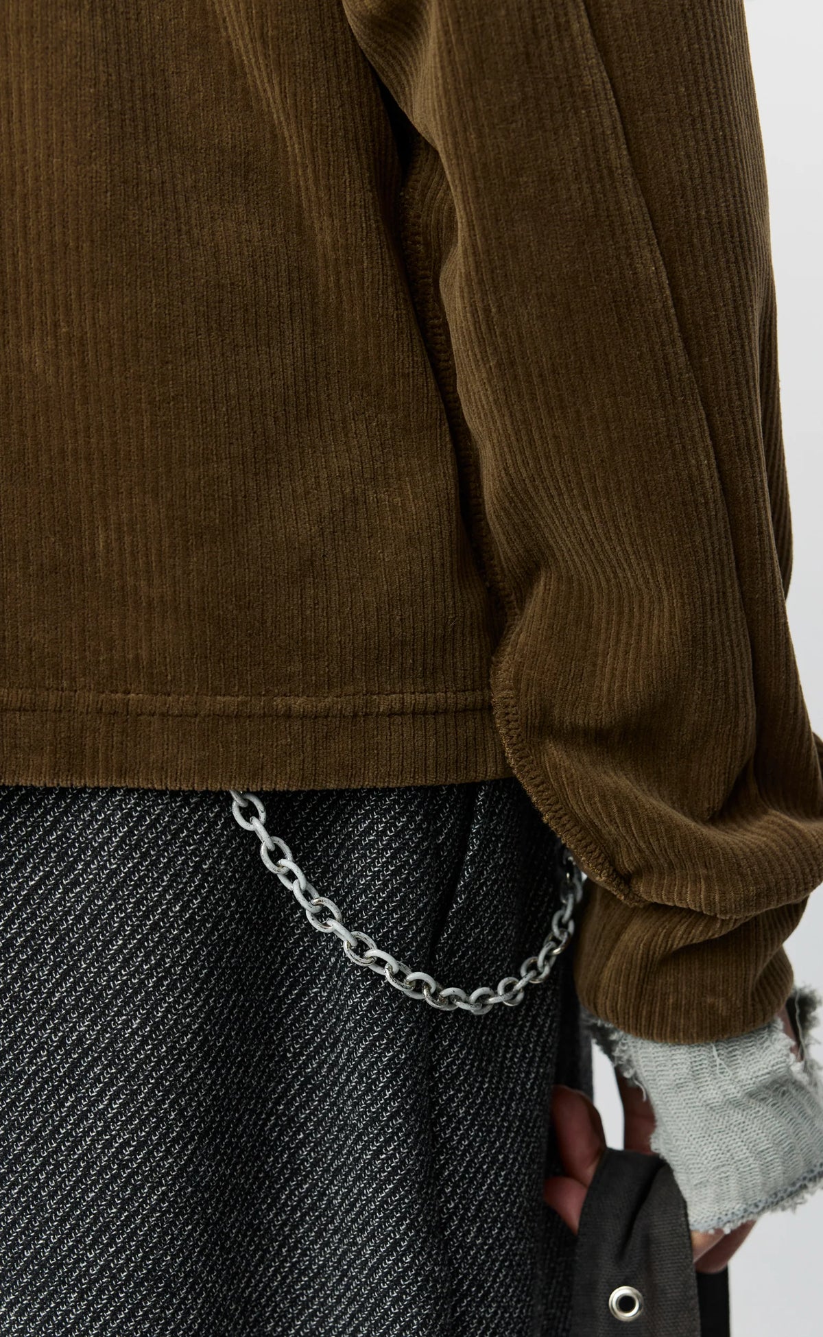 Relaxed LS Tee Walnut Husk Pile_5