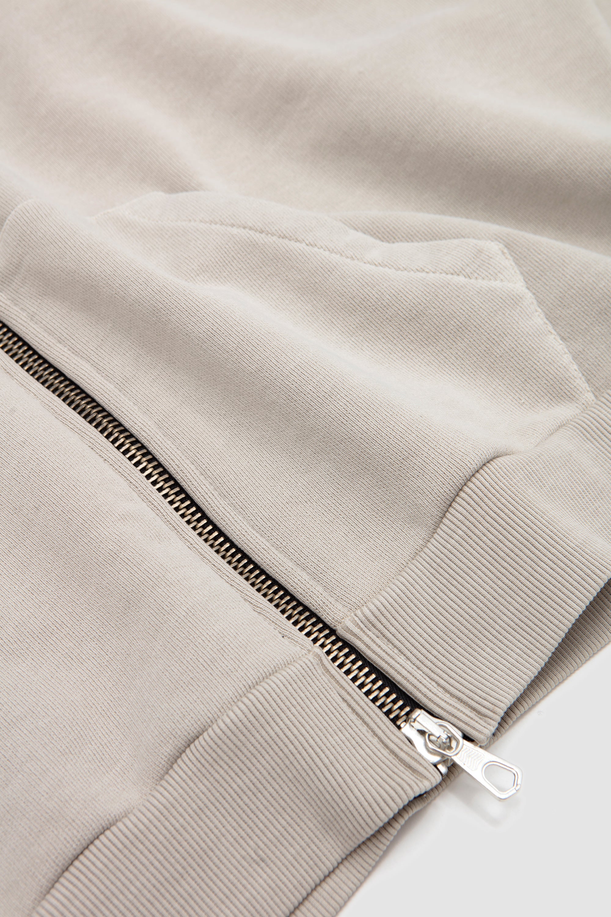 Uniform Zip Hoody Pigment Cement_3
