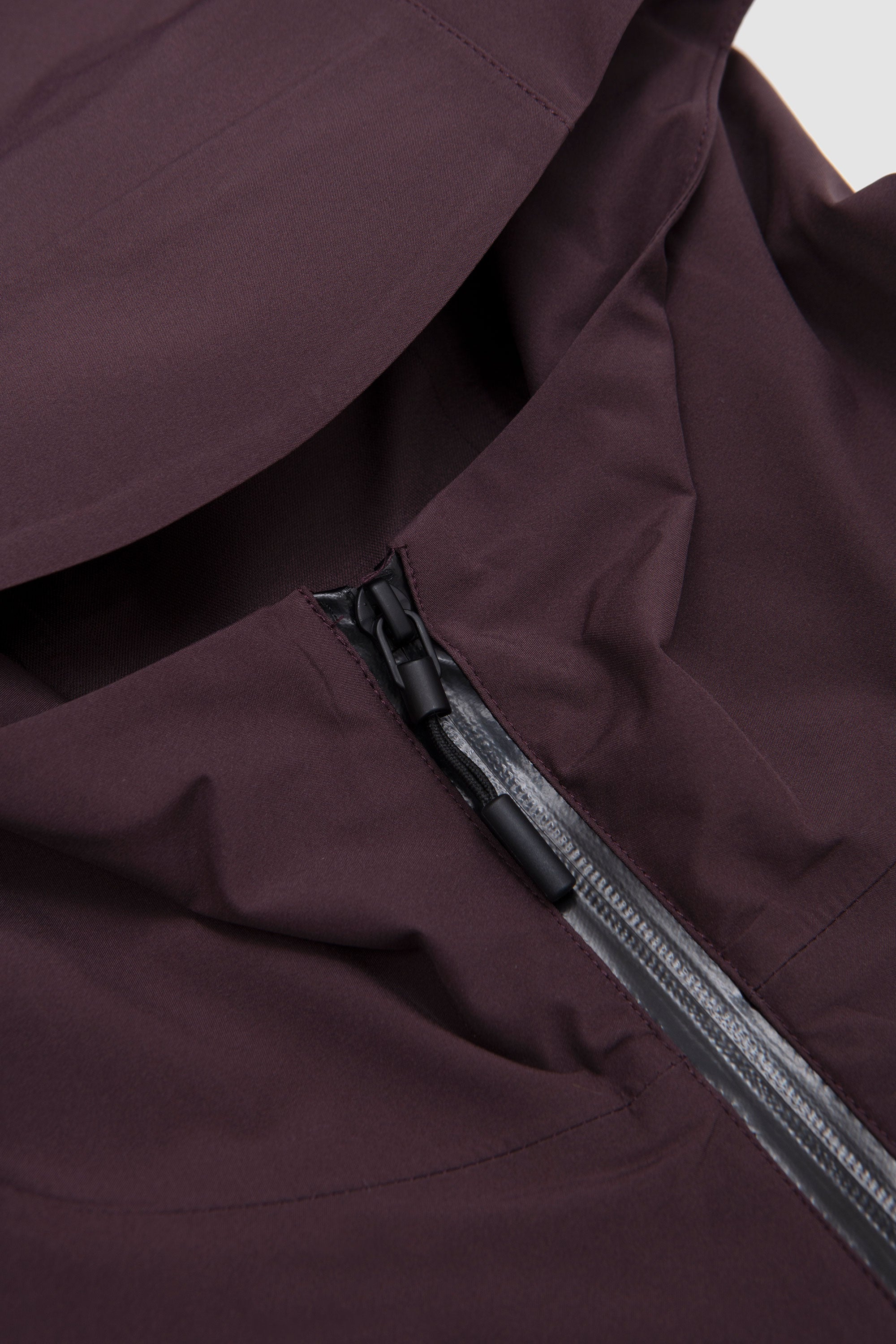 V3 Shell Hooded Jacket Raisin