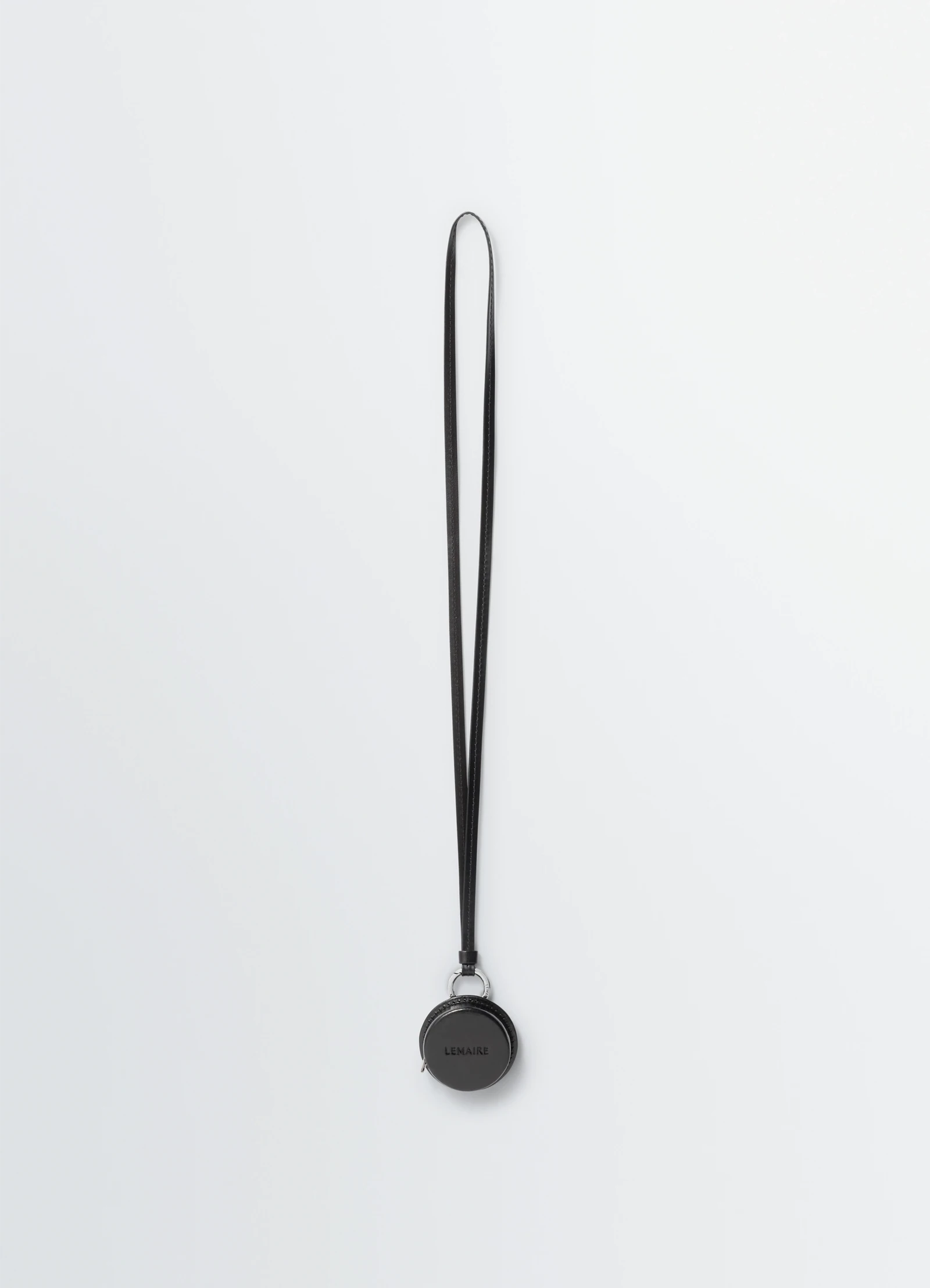 Molded Tape Necklace Black