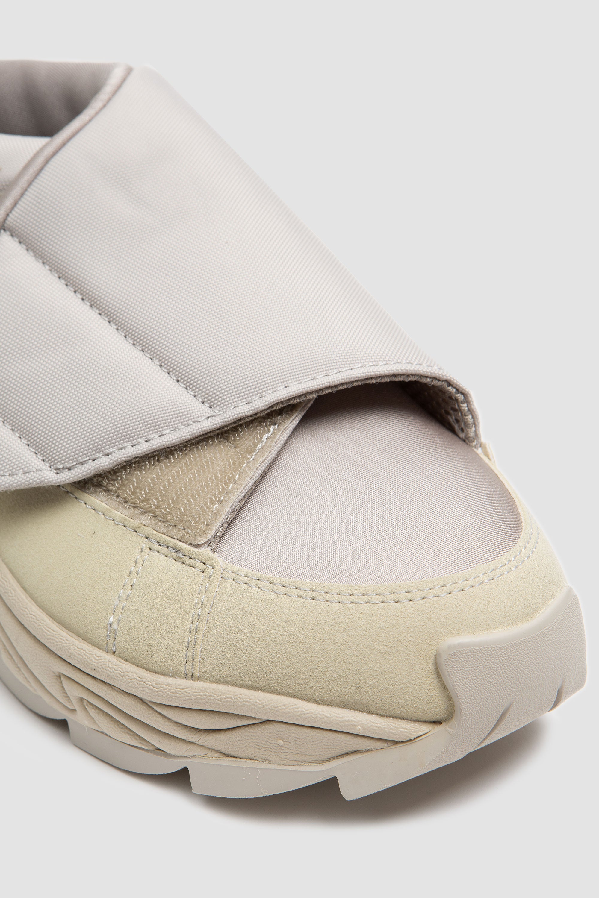 Unive Sneakers Ivory