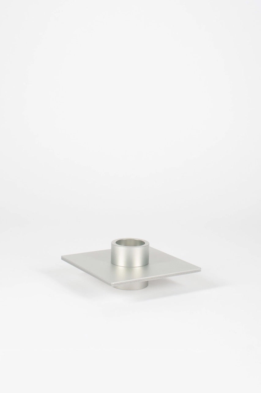 P-L 05 Candle Holder
