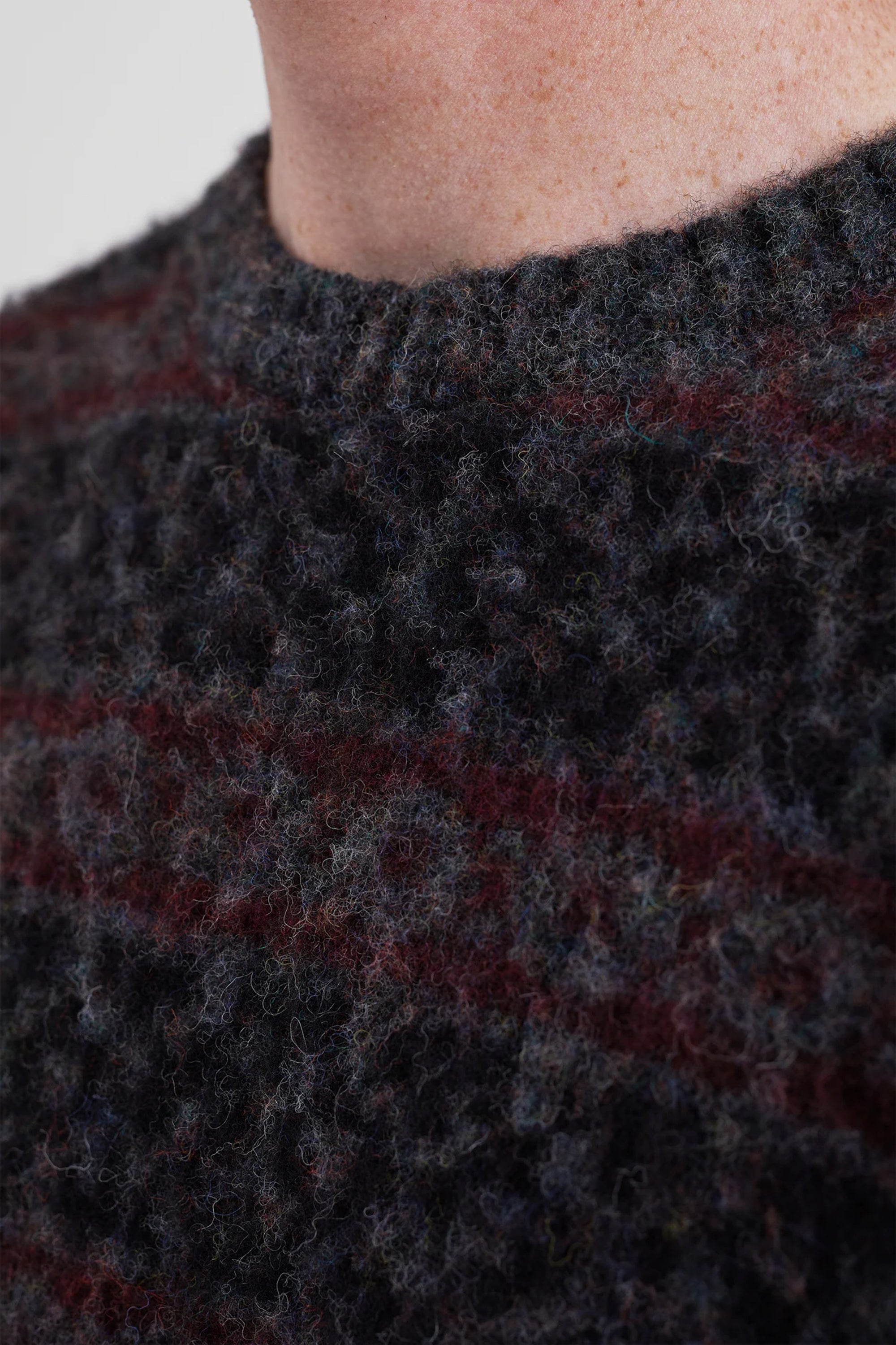Jonas Scottish Lambswool Fair Isle Sweater Charcoal Grey_4