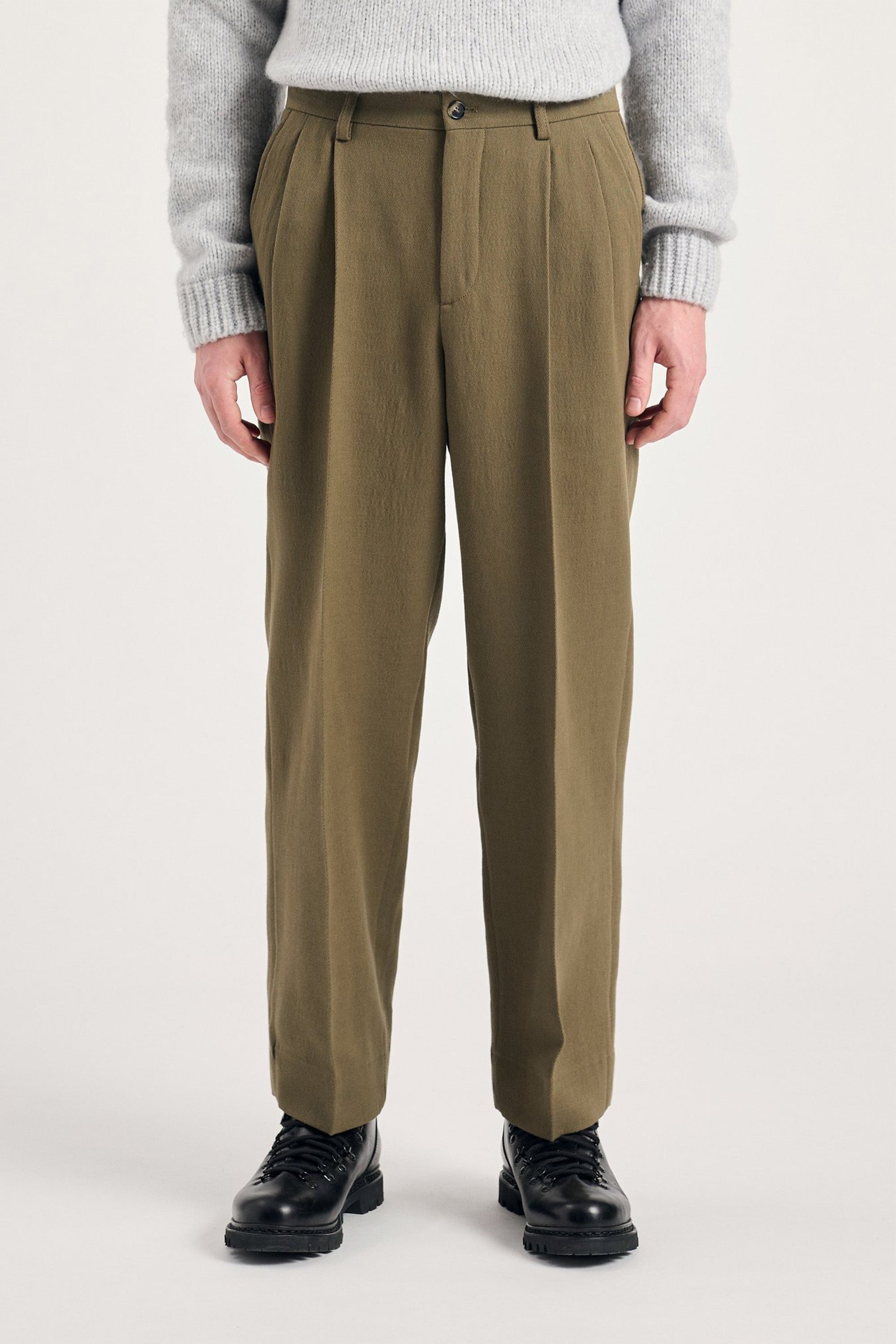Benn Relaxed Cavalry Cotton Wool Pleated Trouser Olive Night