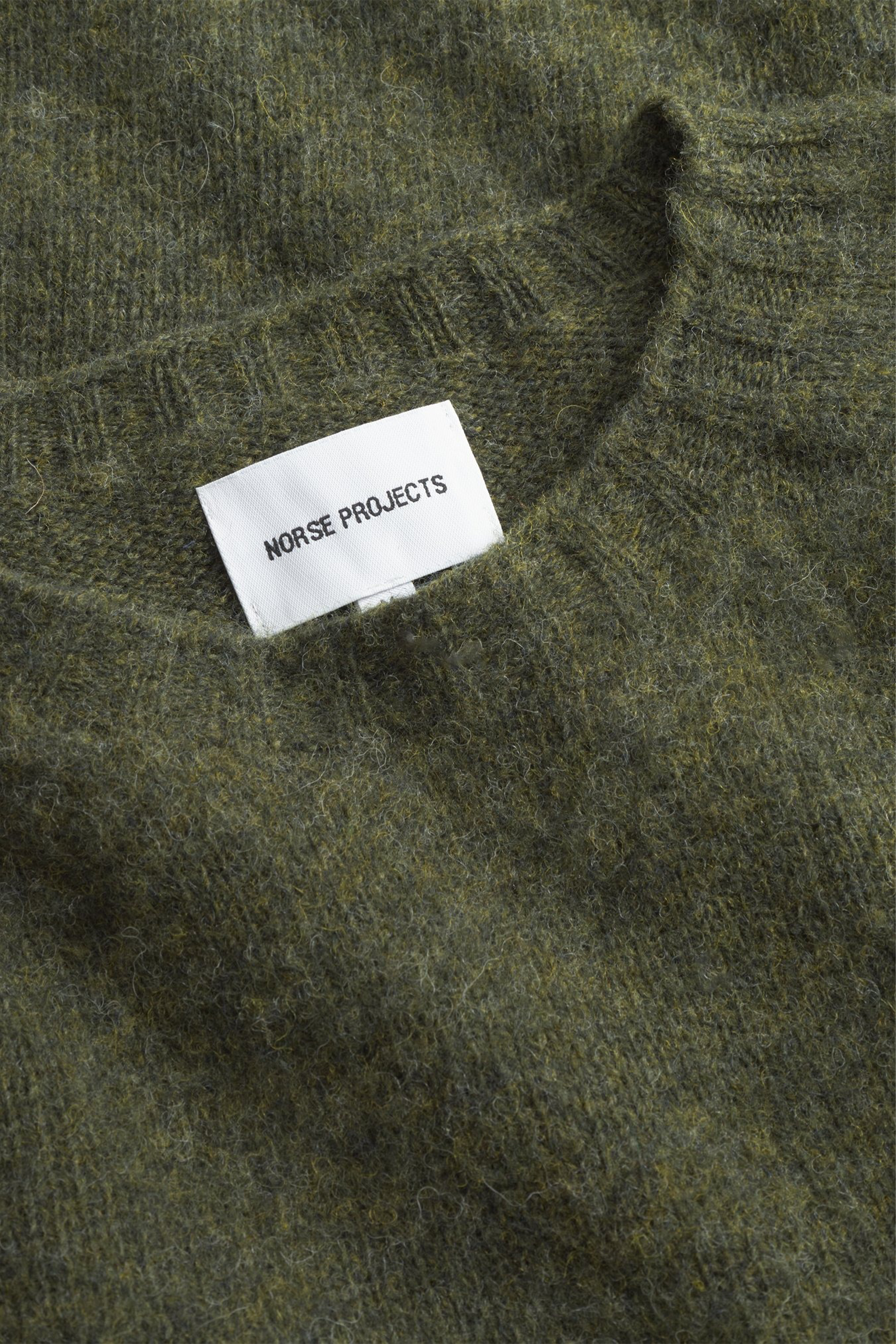 Birnir Brushed Lambswool Sweater Olive Night_5