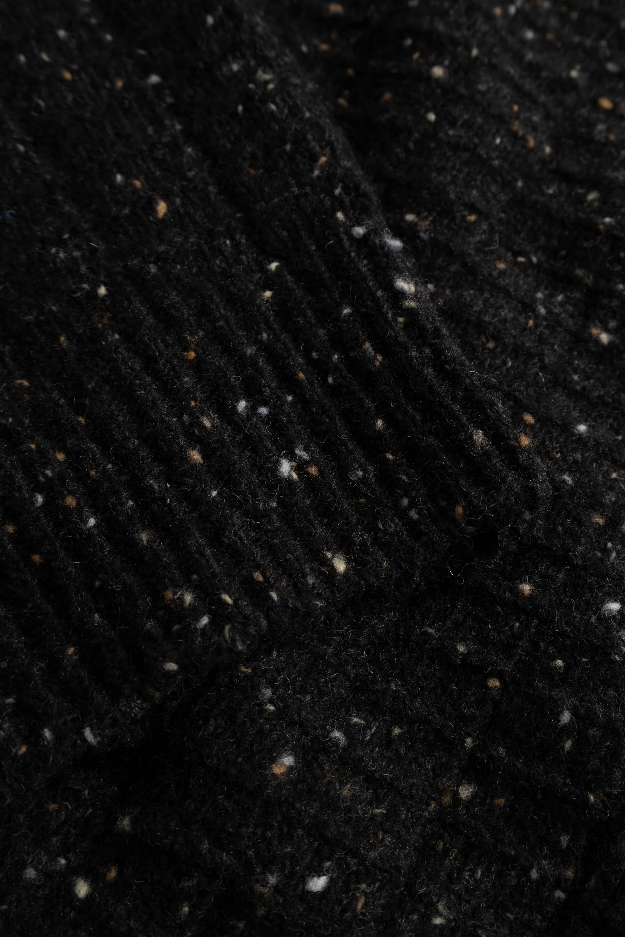 Hirtshals Donegal Square Sweater Charcoal Melange_4