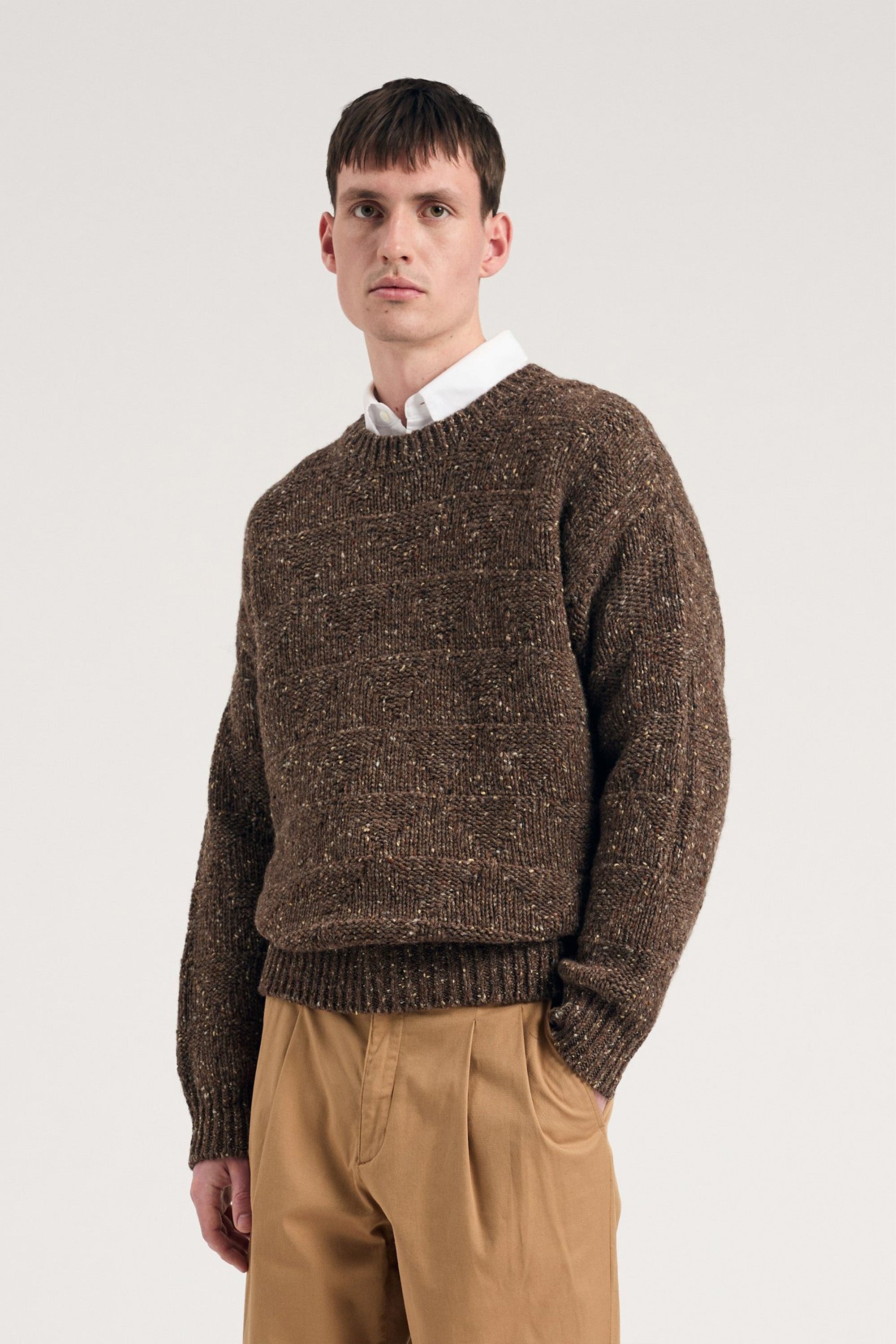 Jonas Donegal Diamond Sweater Seal Brown