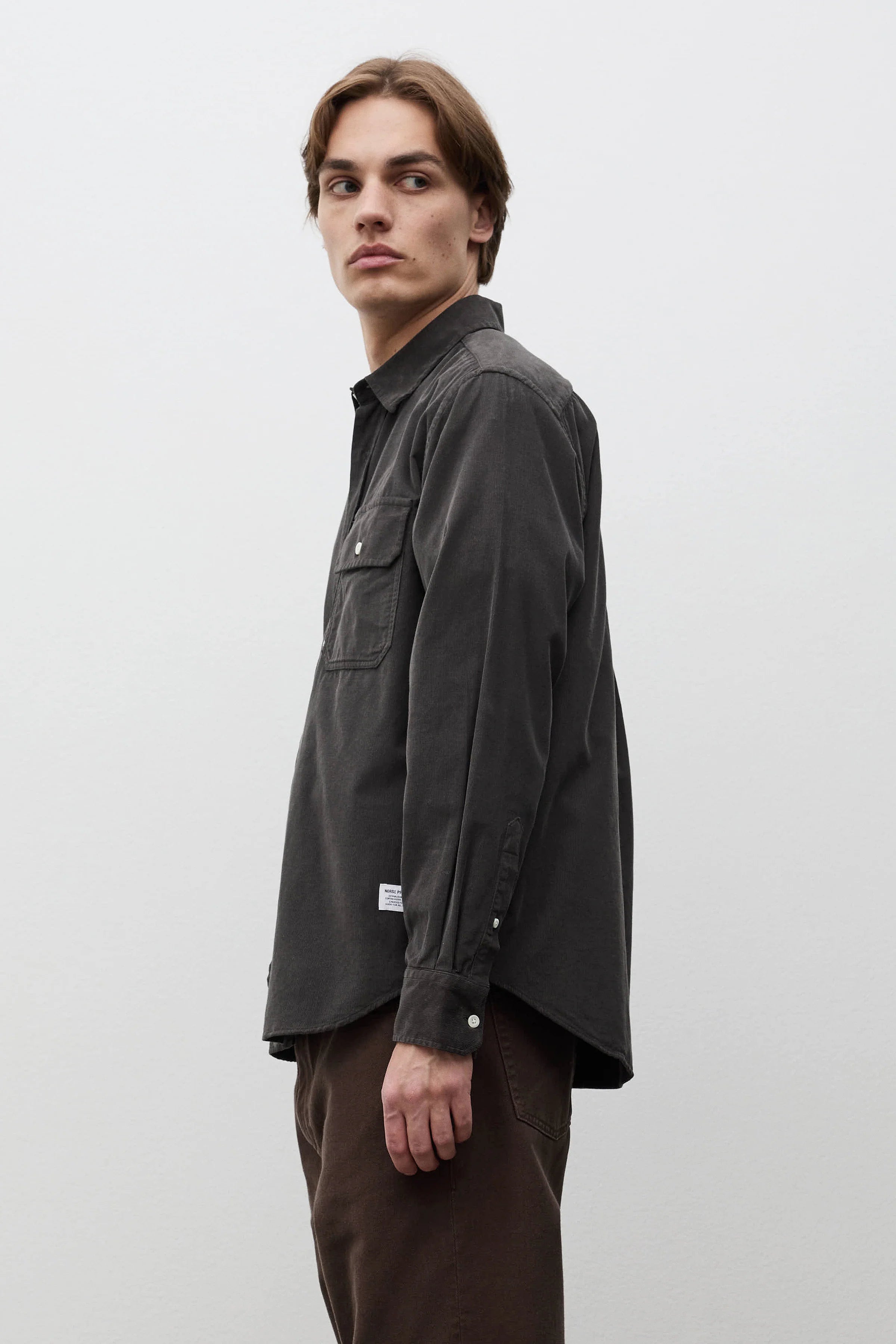 Kongshoved Relaxed Micro Cord Shirt Beluga_2