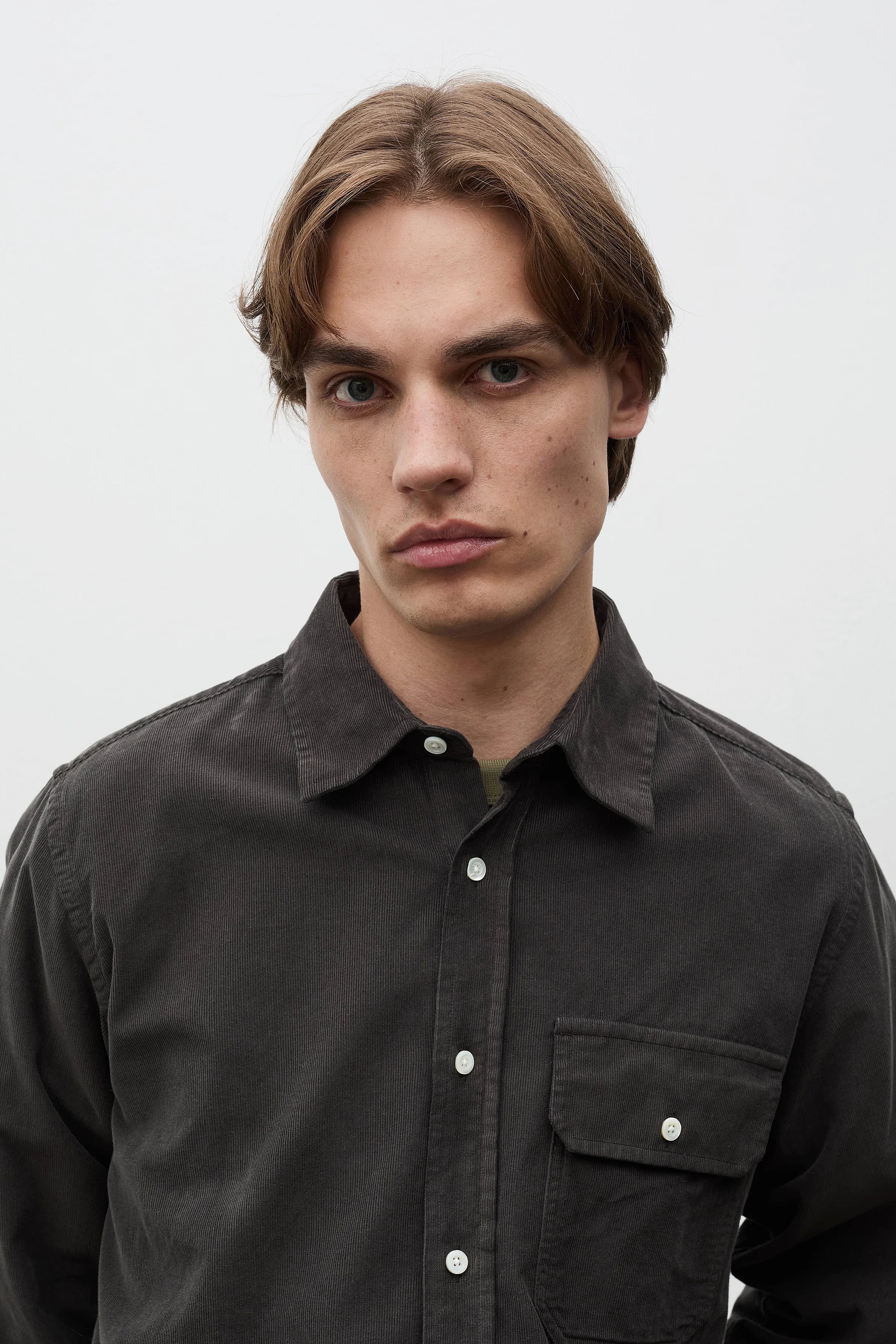 Kongshoved Relaxed Micro Cord Shirt Beluga_4