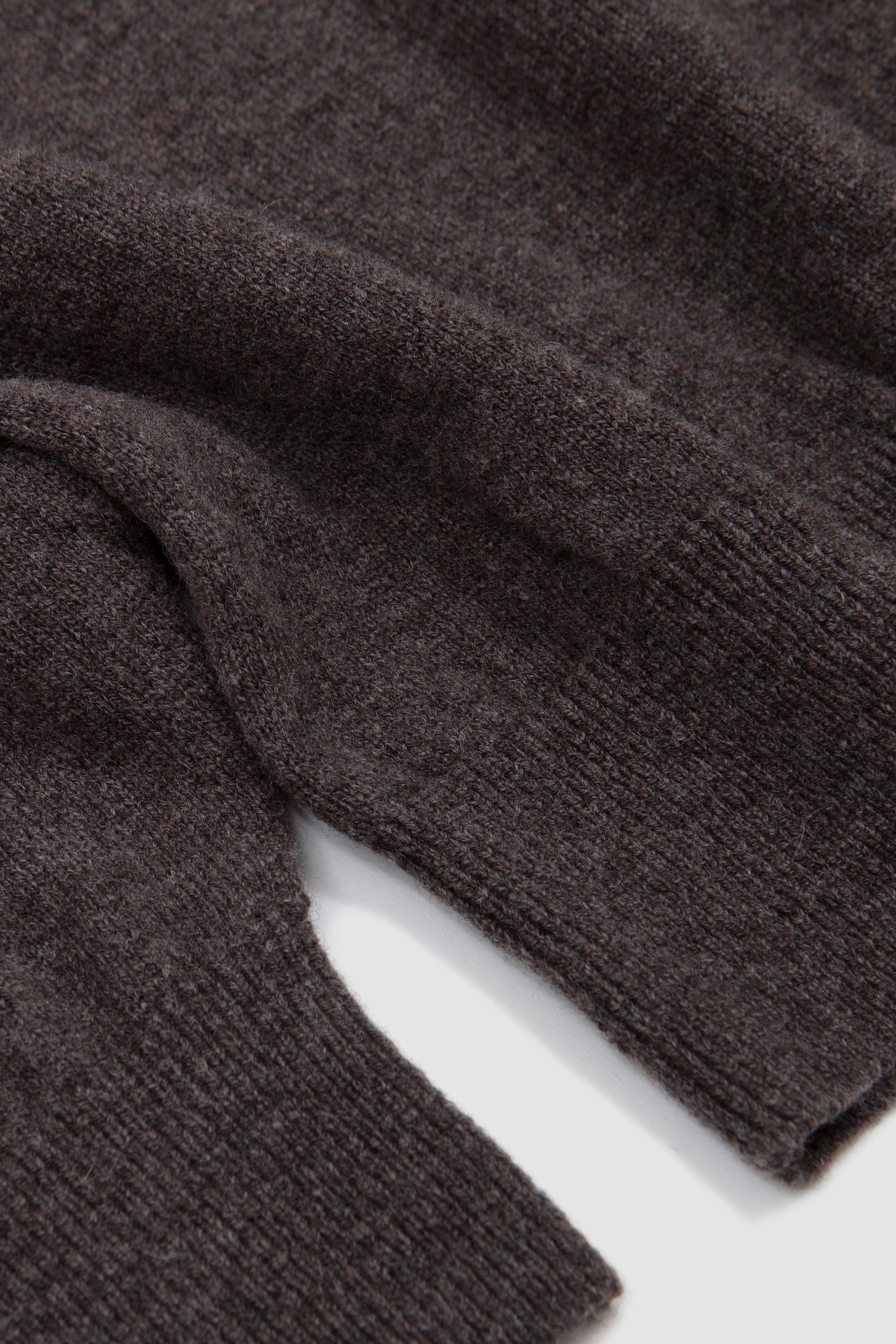 Simple Crew Neck Sweater Crafted in Japan Brown