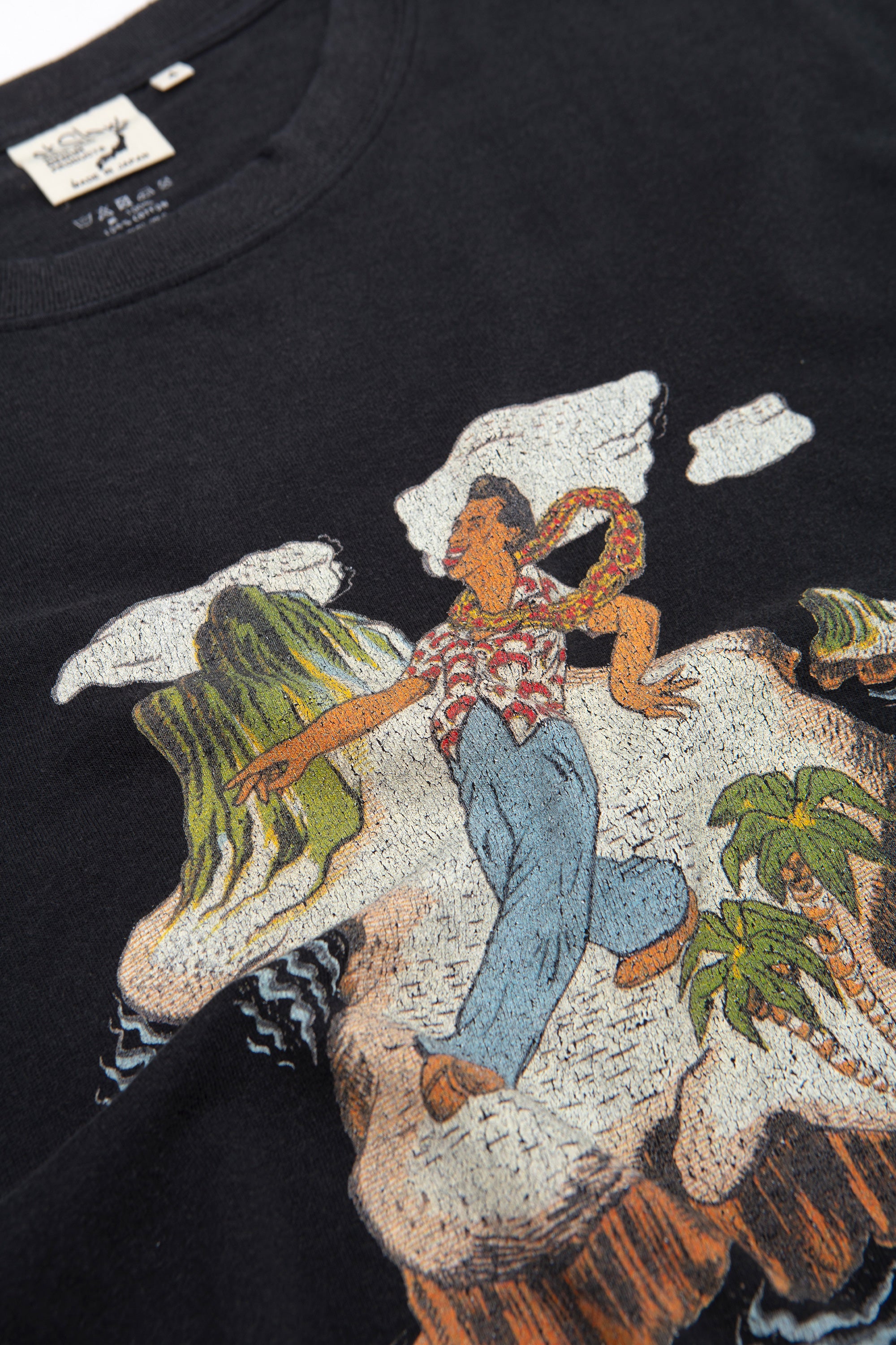Vintage Fade Hawaiian T-Shirt Graphic_1 Black_2