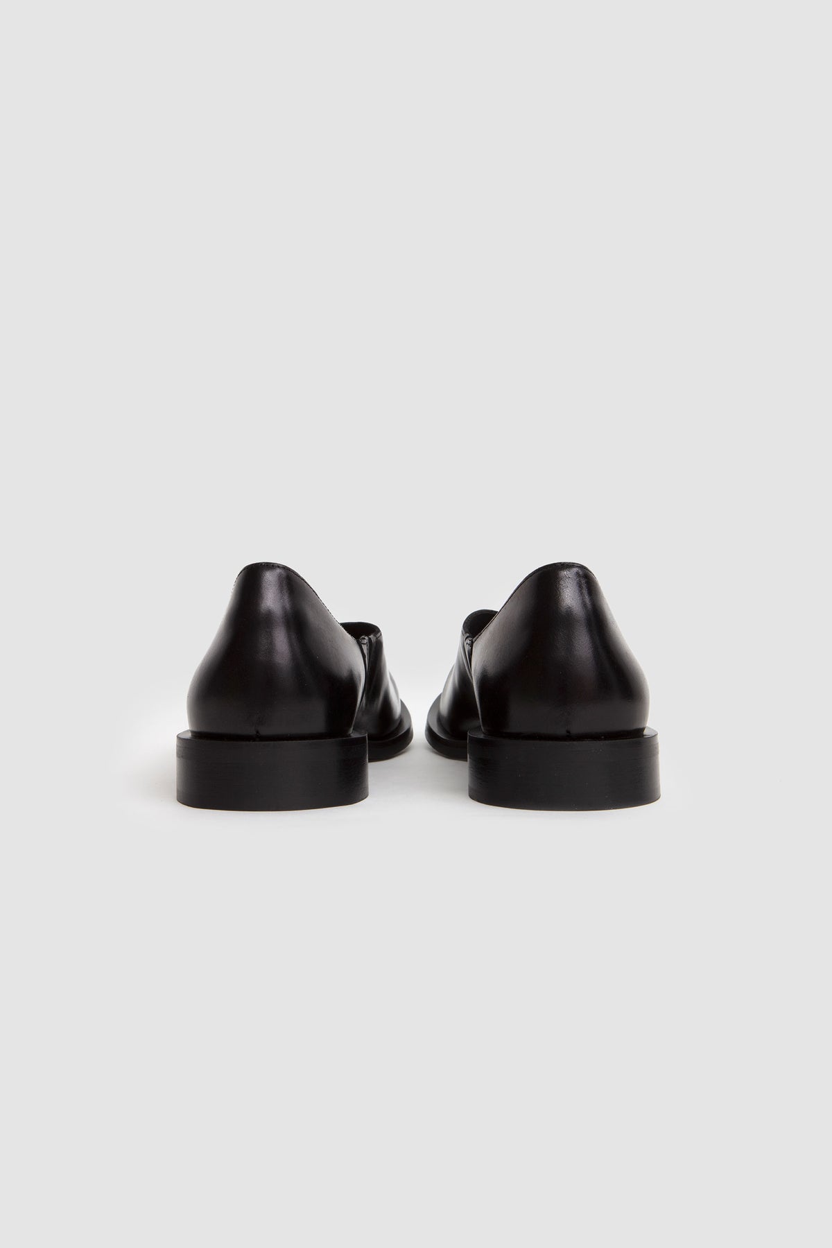 067 Clog Black_7