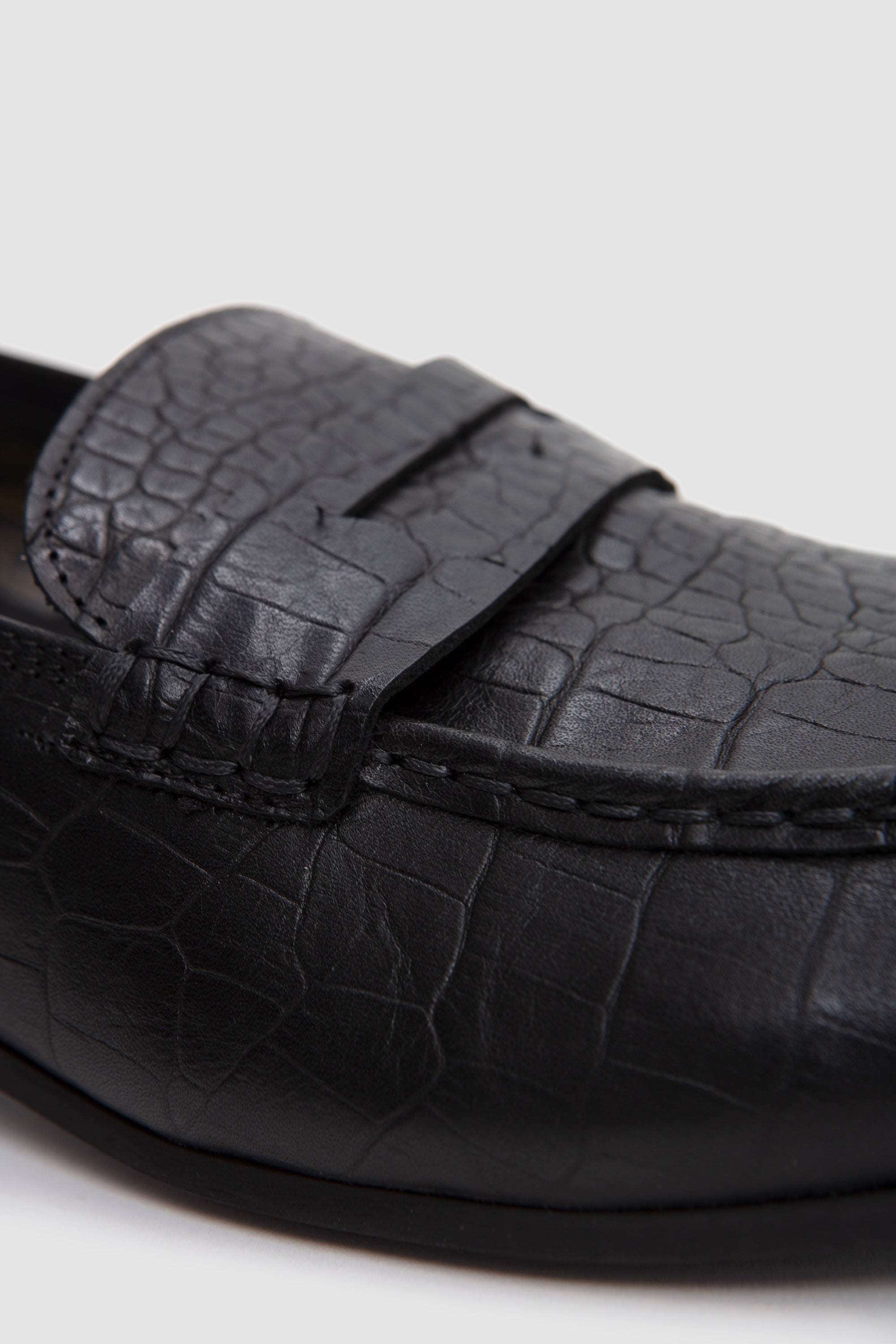 079 Mocassin Crocodile Black_5