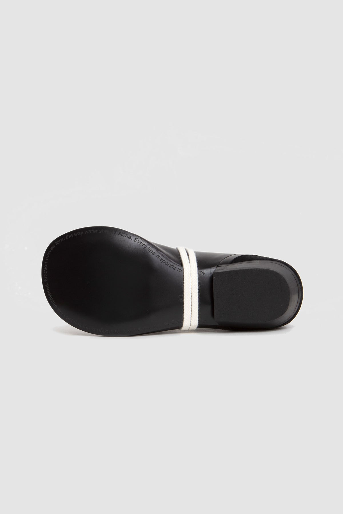 081 Cascade Black_8