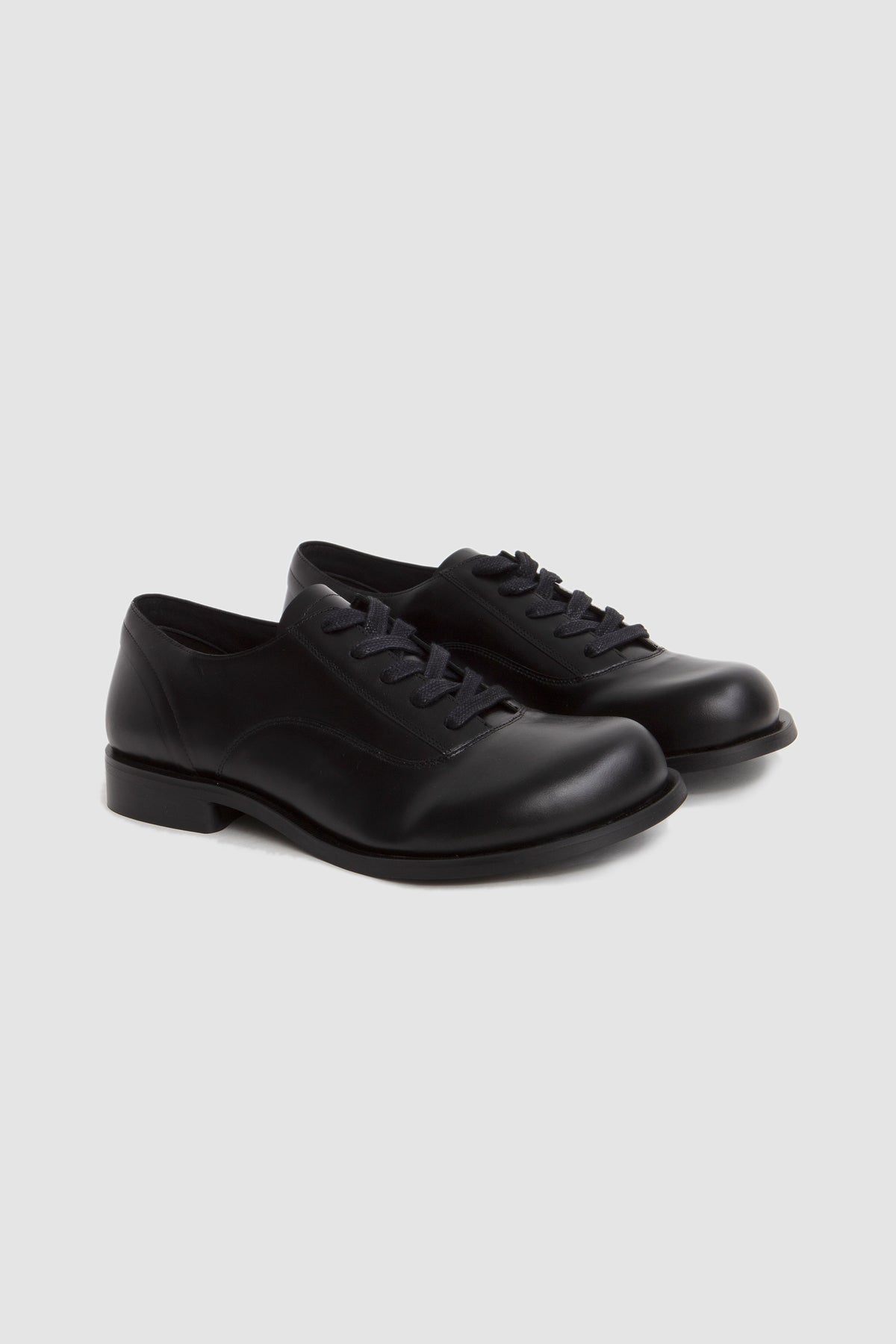 086 Derby Black_2