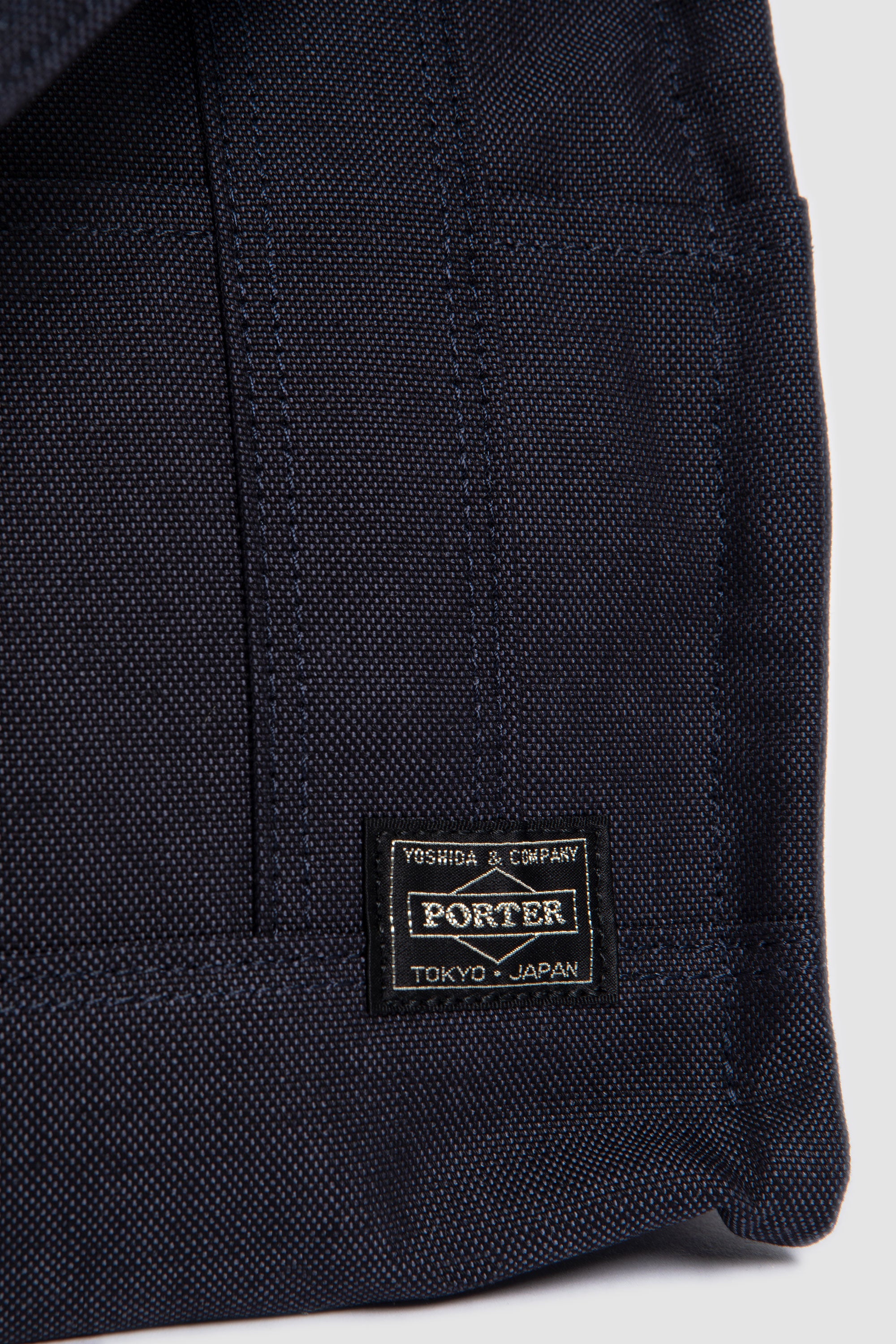SPORTIVO [Smoky 2way tote bag (s) navy]