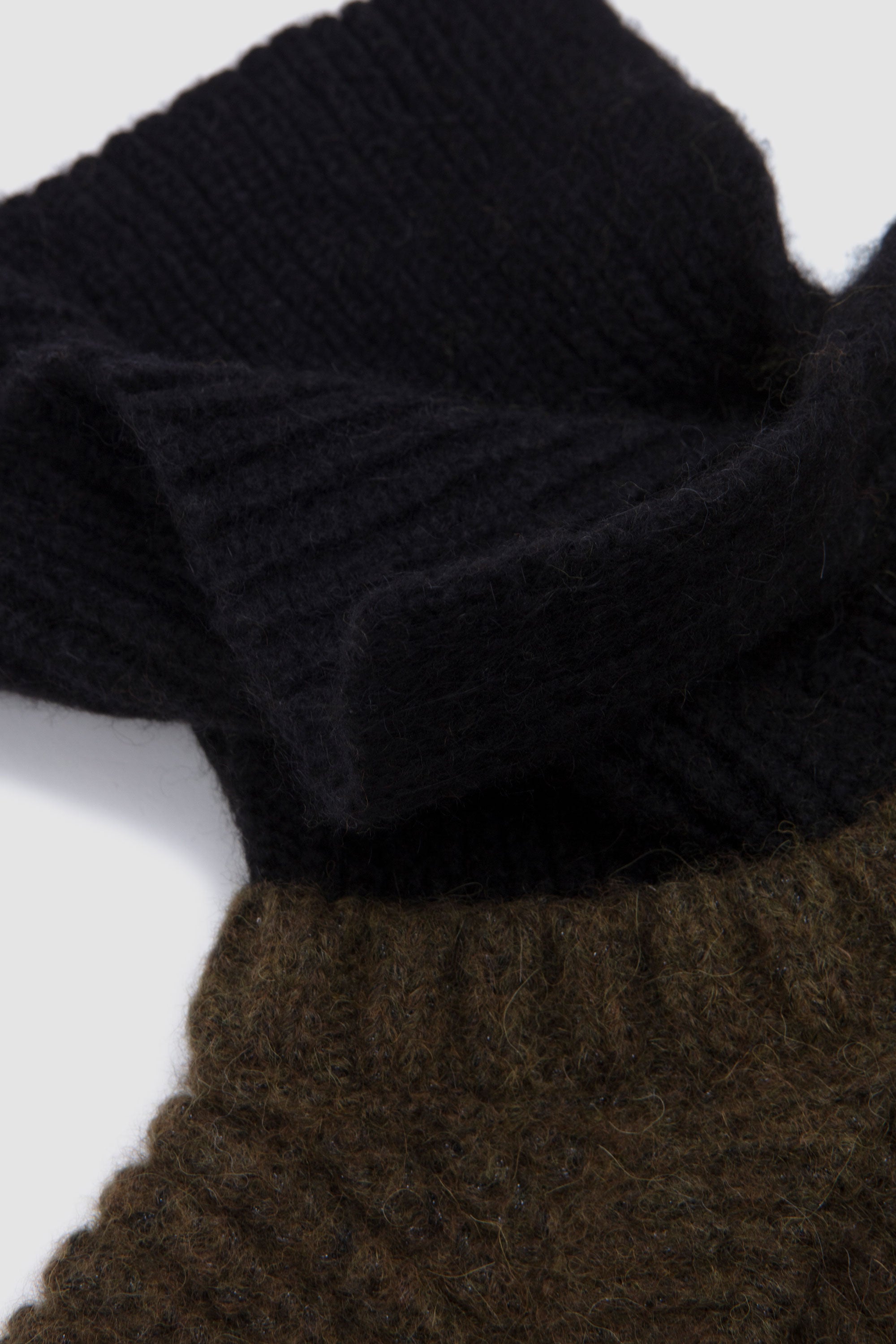 Contrast High Neck Chunky Knit Jumper Olive/ Black