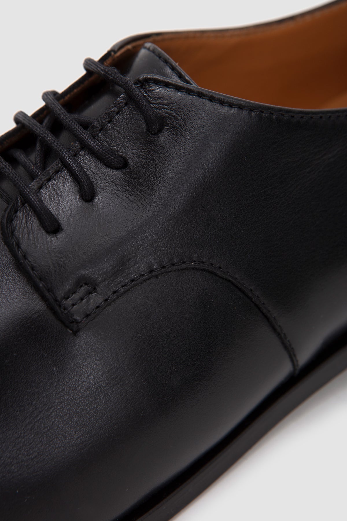Hannes Derby Black_6