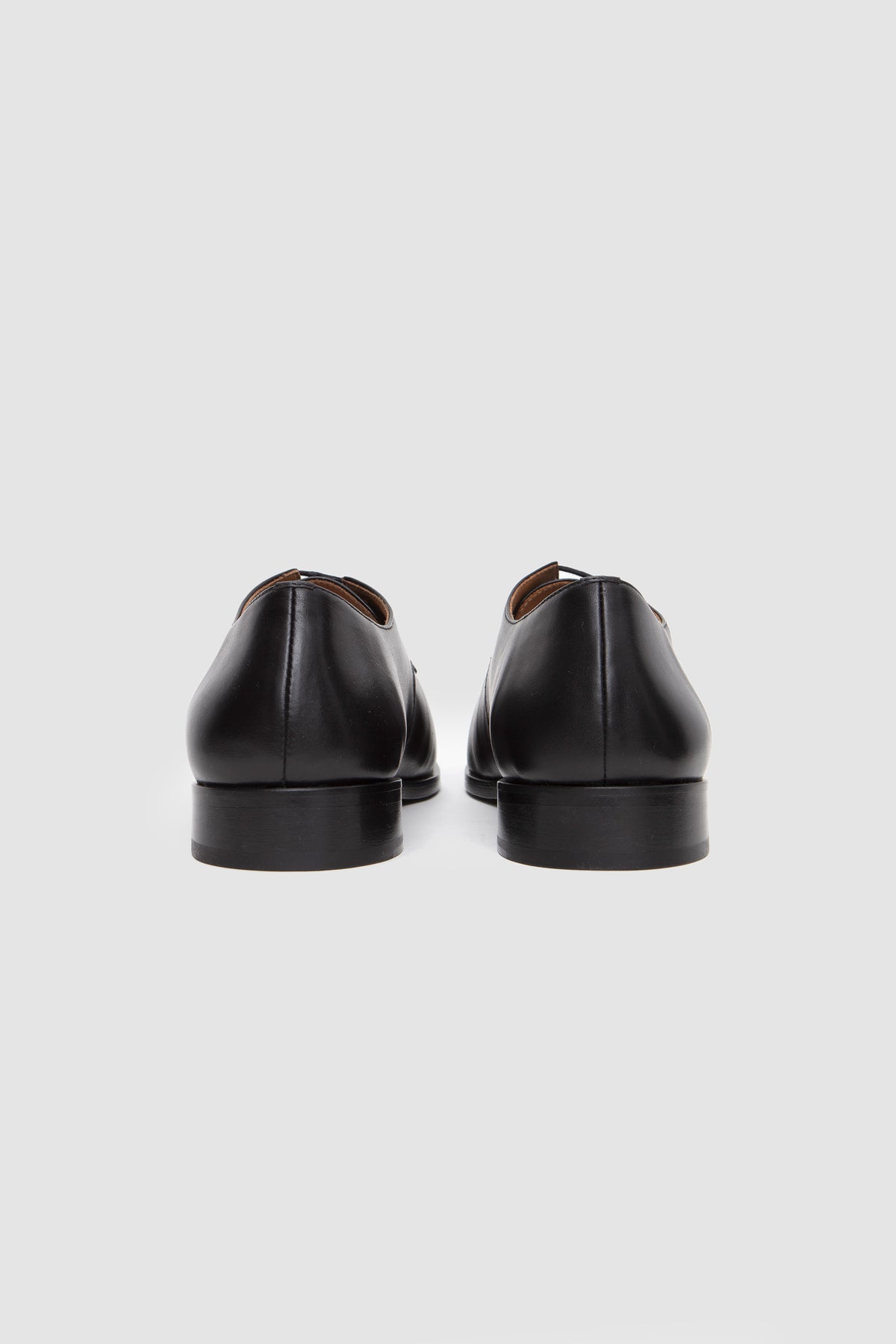 Hannes Derby Black_7