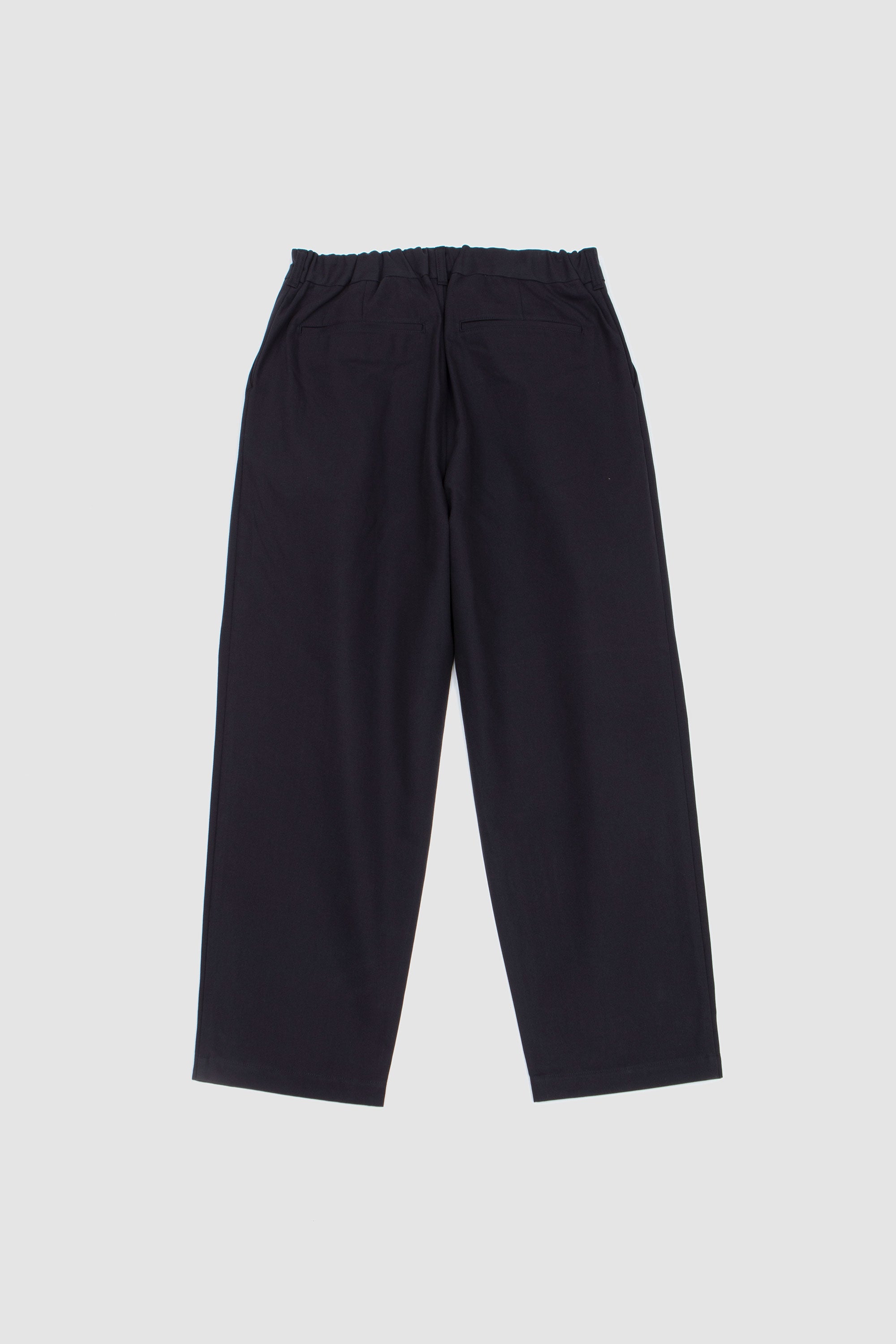 Deep Tuck Pressed Pants Black Navy_4
