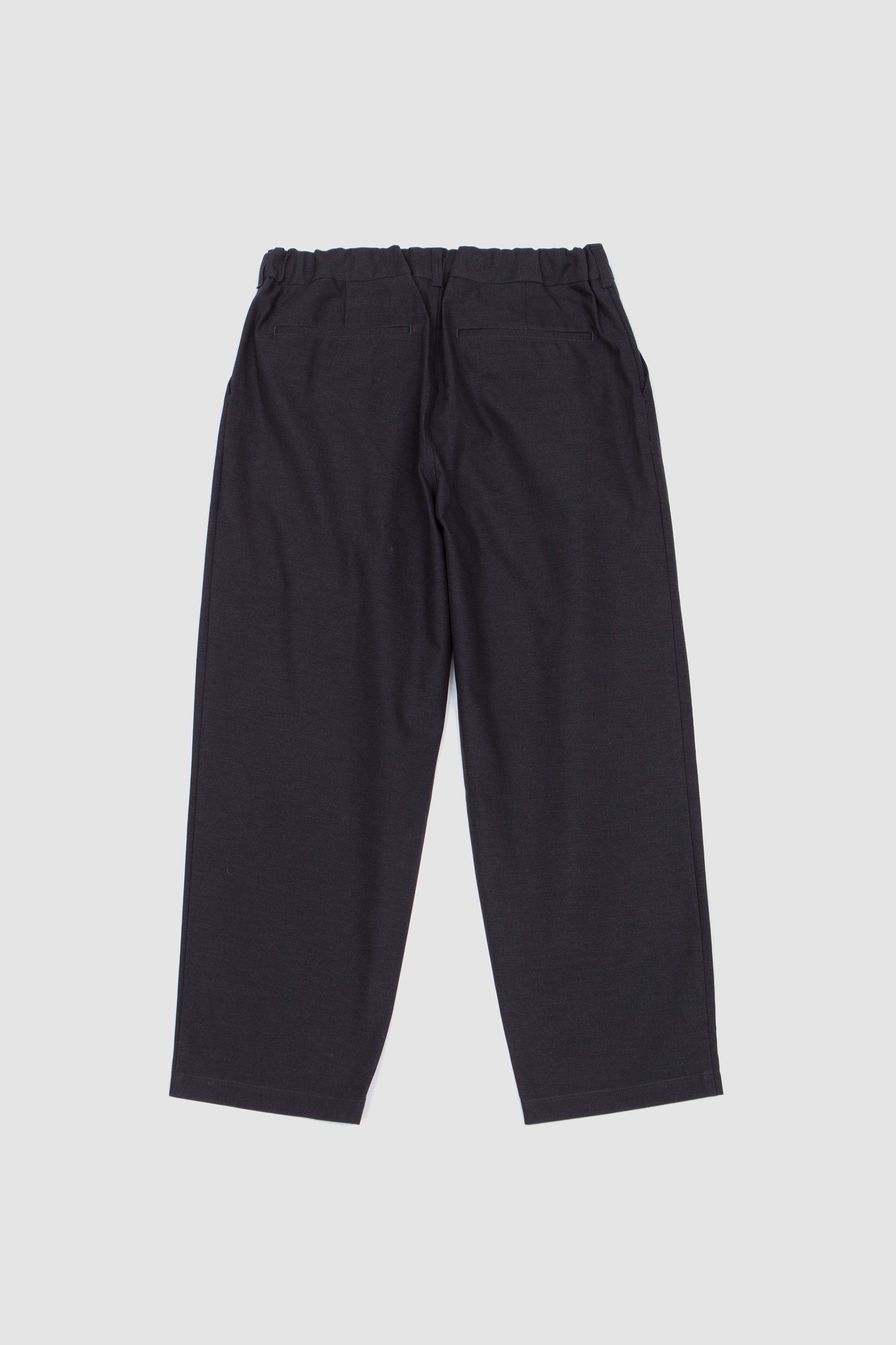 Deep Tuck Pressed Pants Charcoal_4