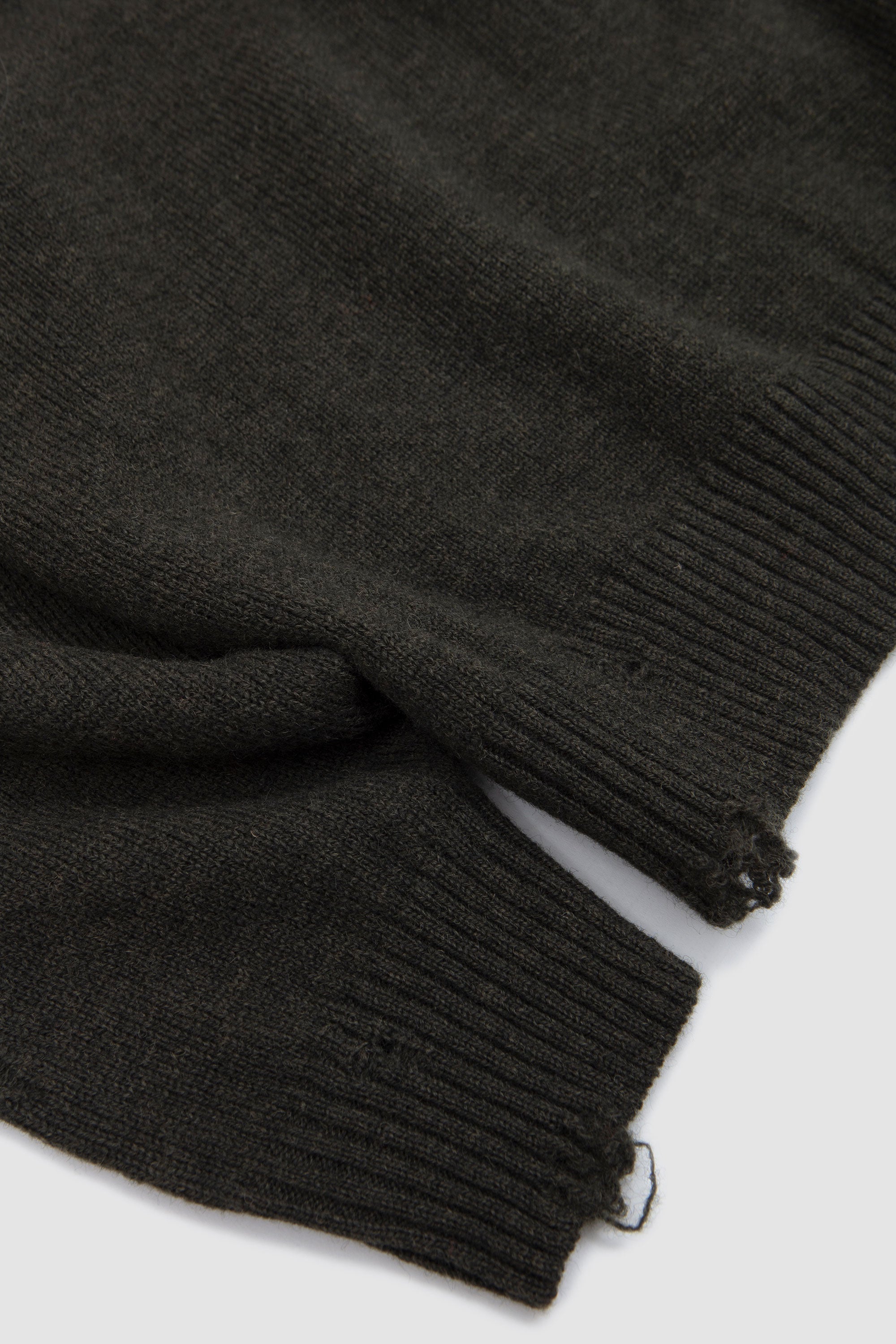 Punched Shetland Sweater Khaki Green