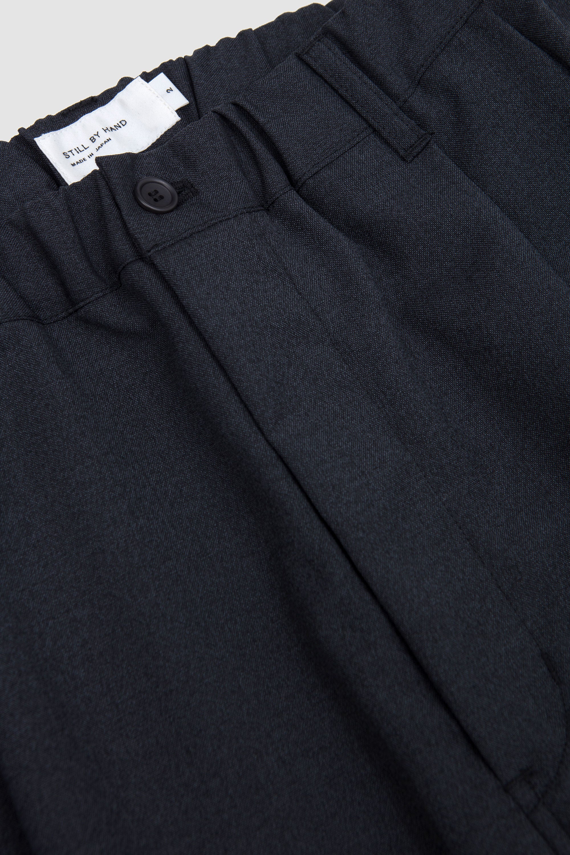 Relaxed 2 Tuck Pants Charcoal_2
