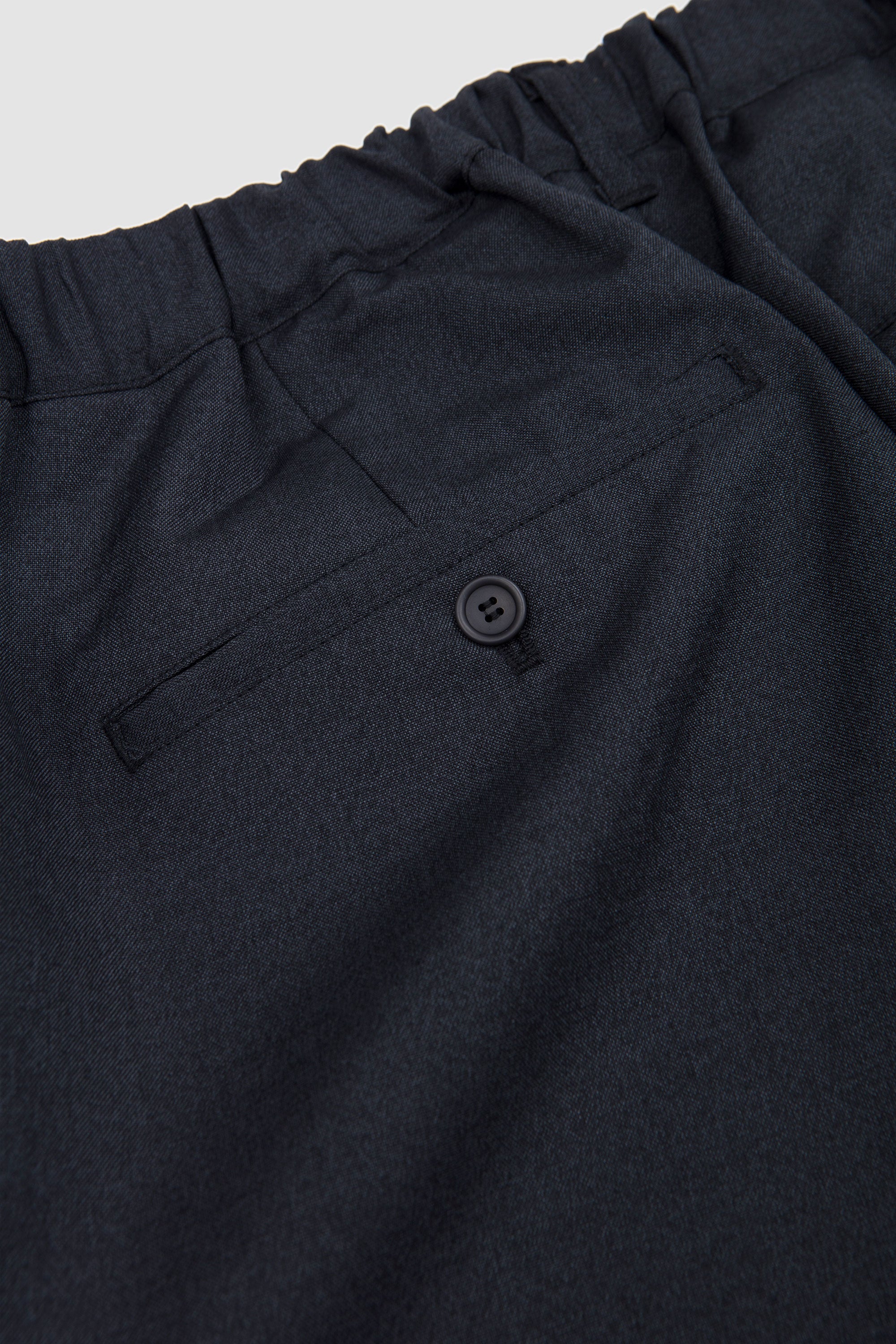 Relaxed 2 Tuck Pants Charcoal_3