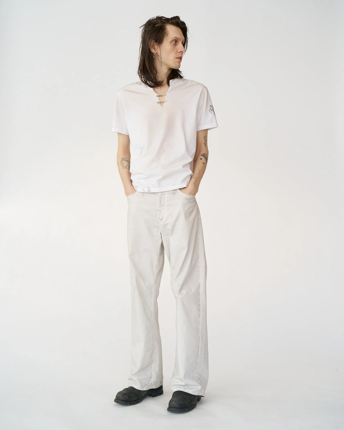 Franz Pin Tee Dirty White_1