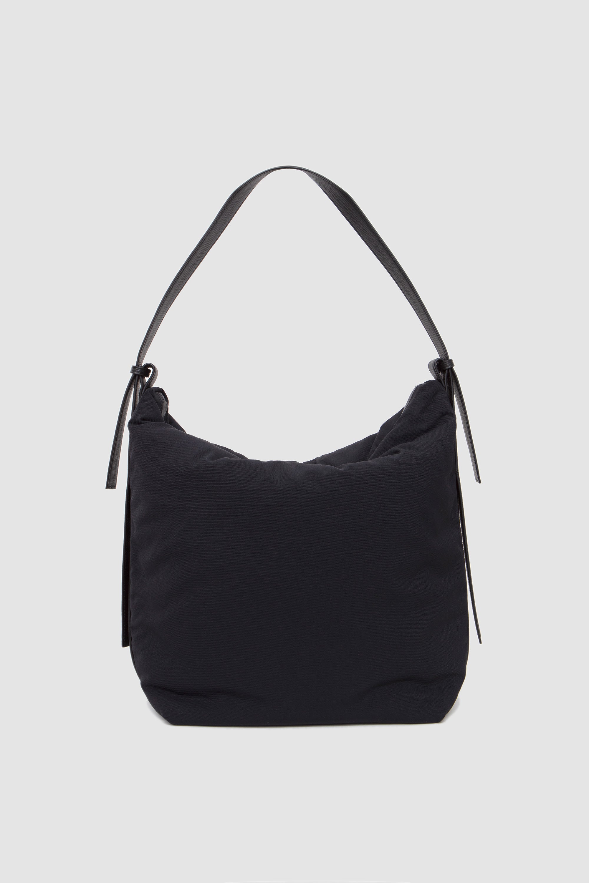 Airport Bag (M) Black