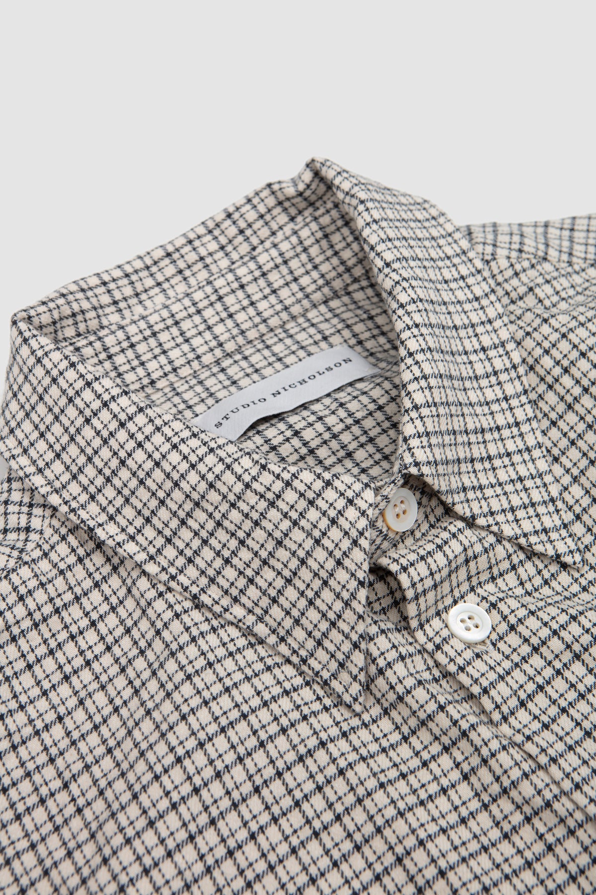 Nostra Shirt Parchment/ Black_2