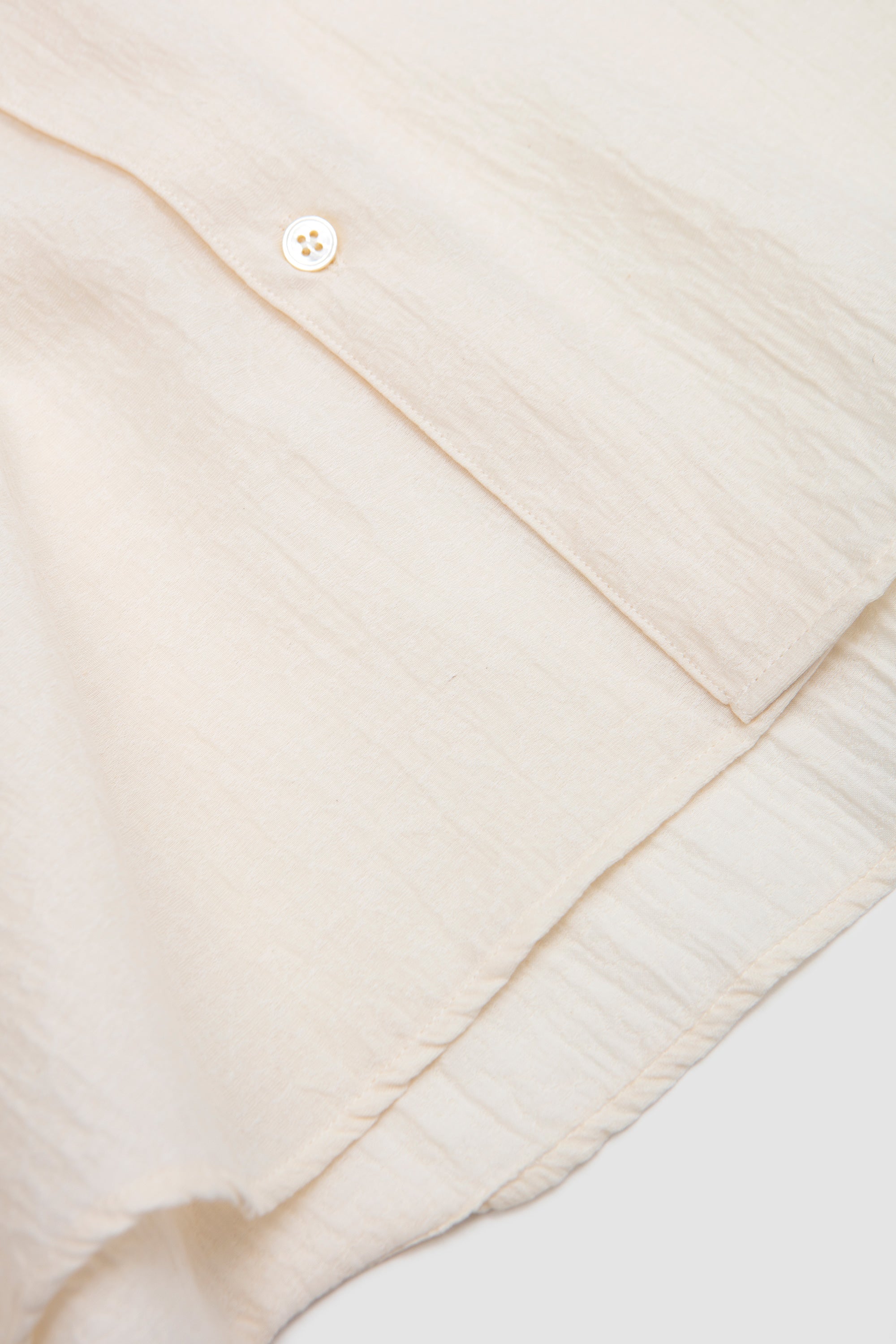 View Boxy Oversized Shirt Milk_3