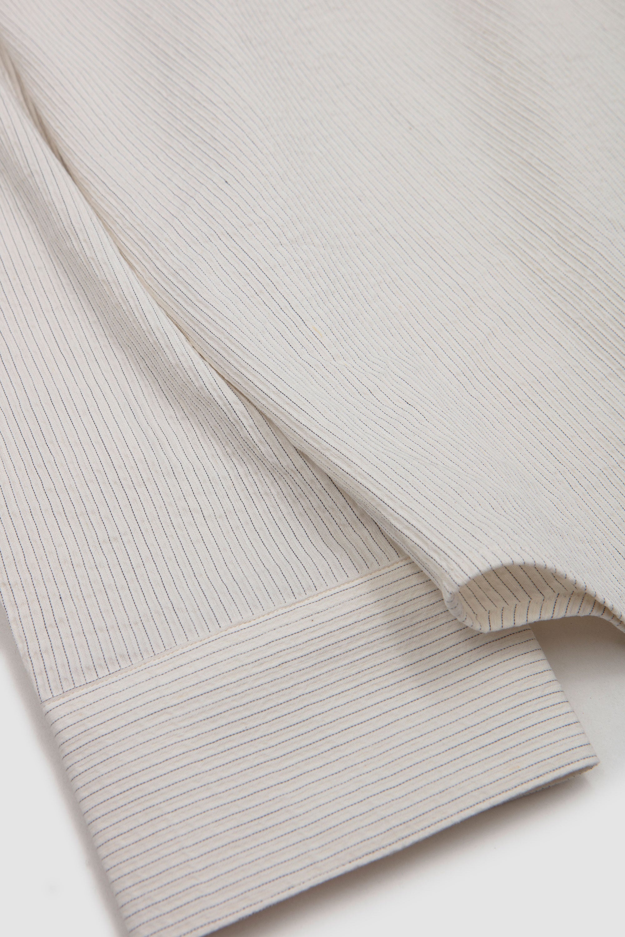 View Shirt Parchment/ Black Stripe