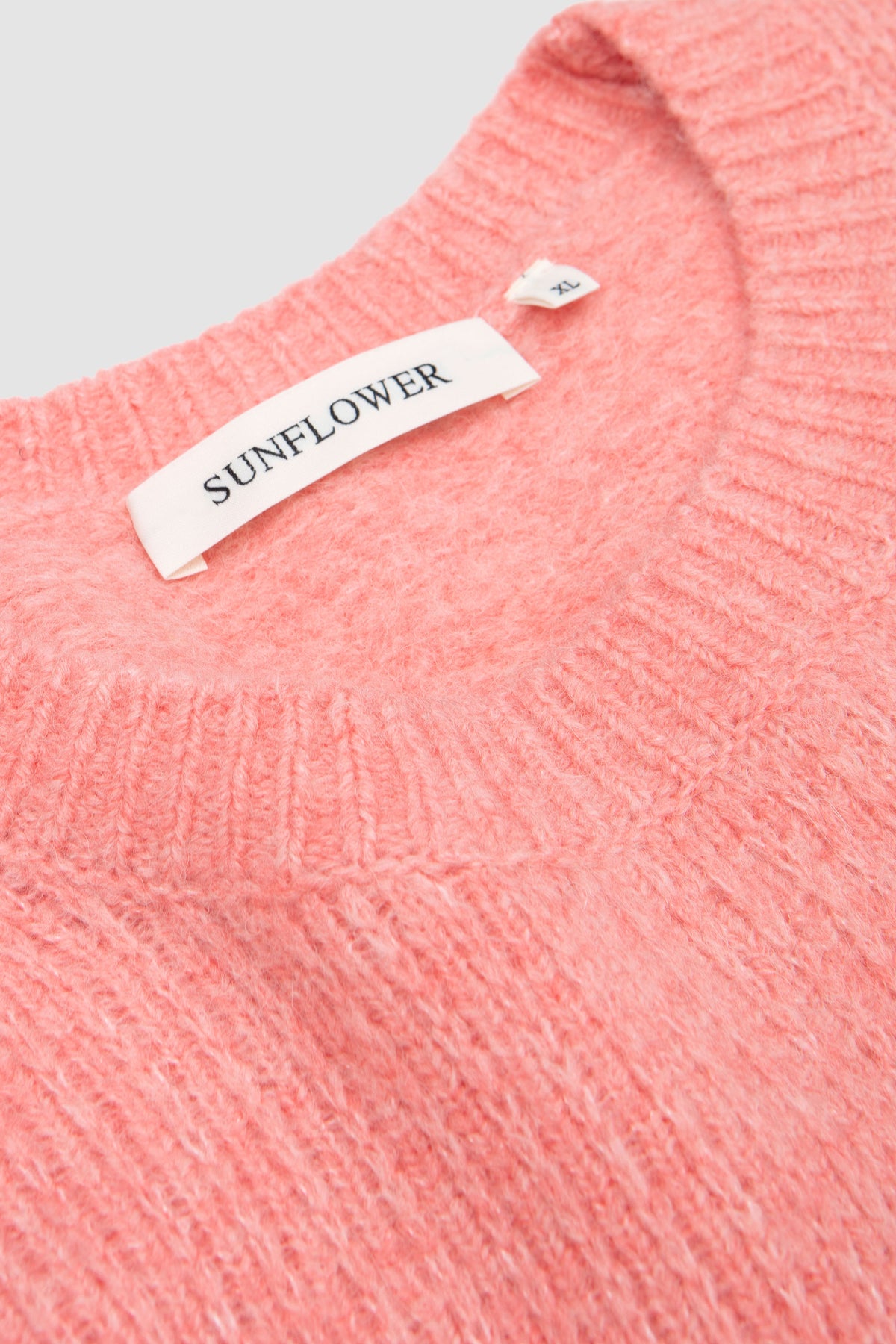 Yak Sweater Bubble Gum_2