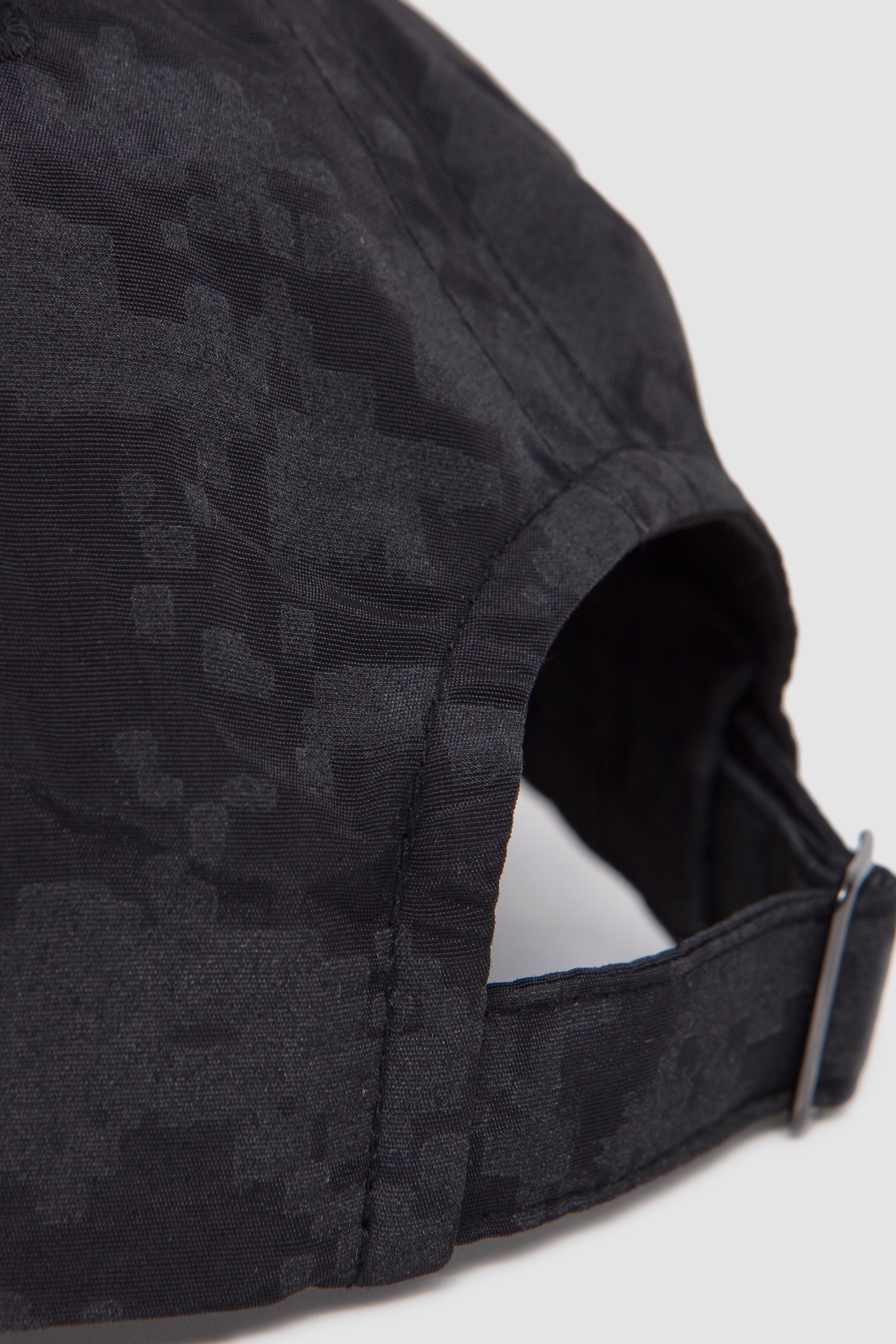 Long Brim 6Panel Cap Reflectar Camo Black