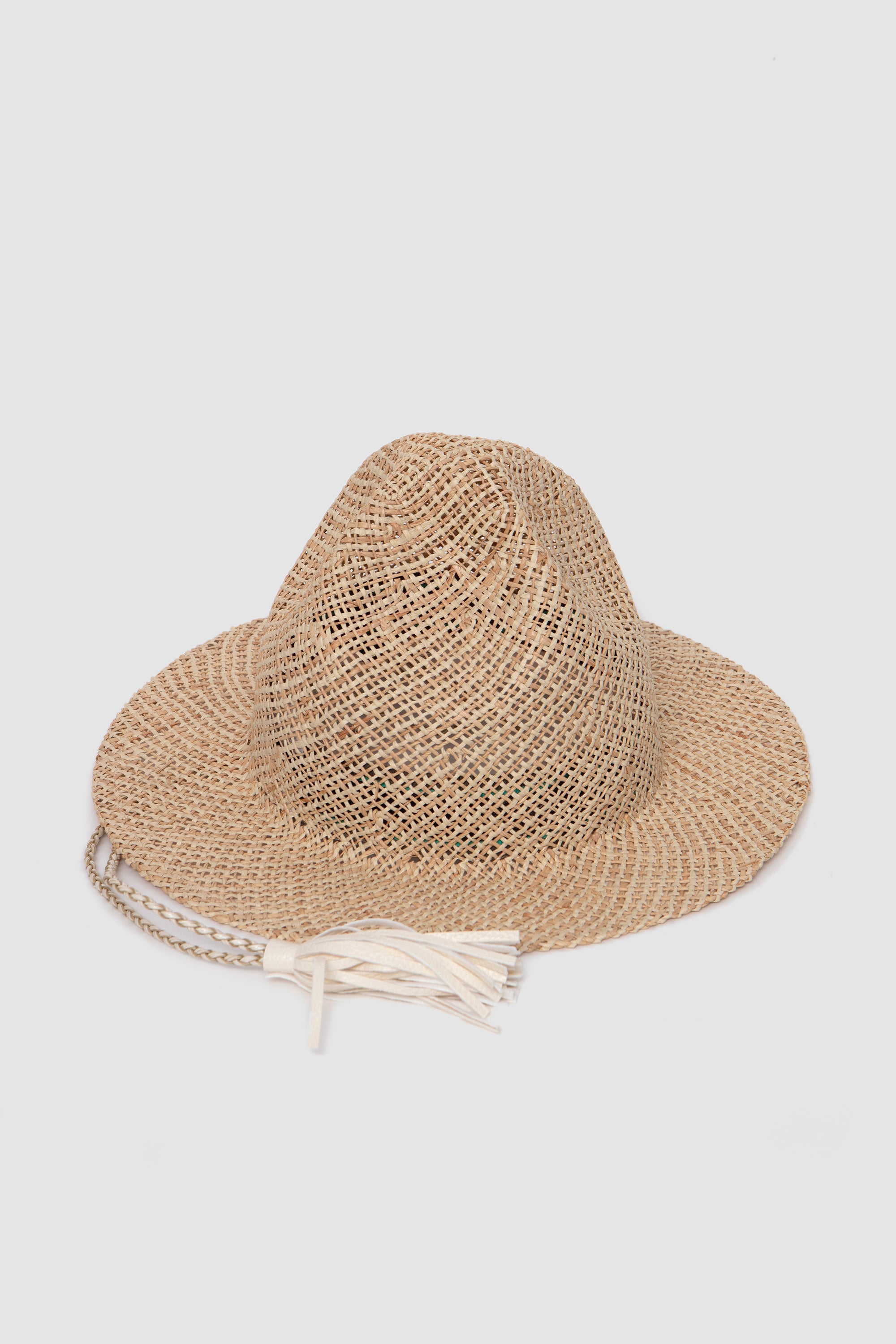 Resort Mt. Hat Raffia / Paper