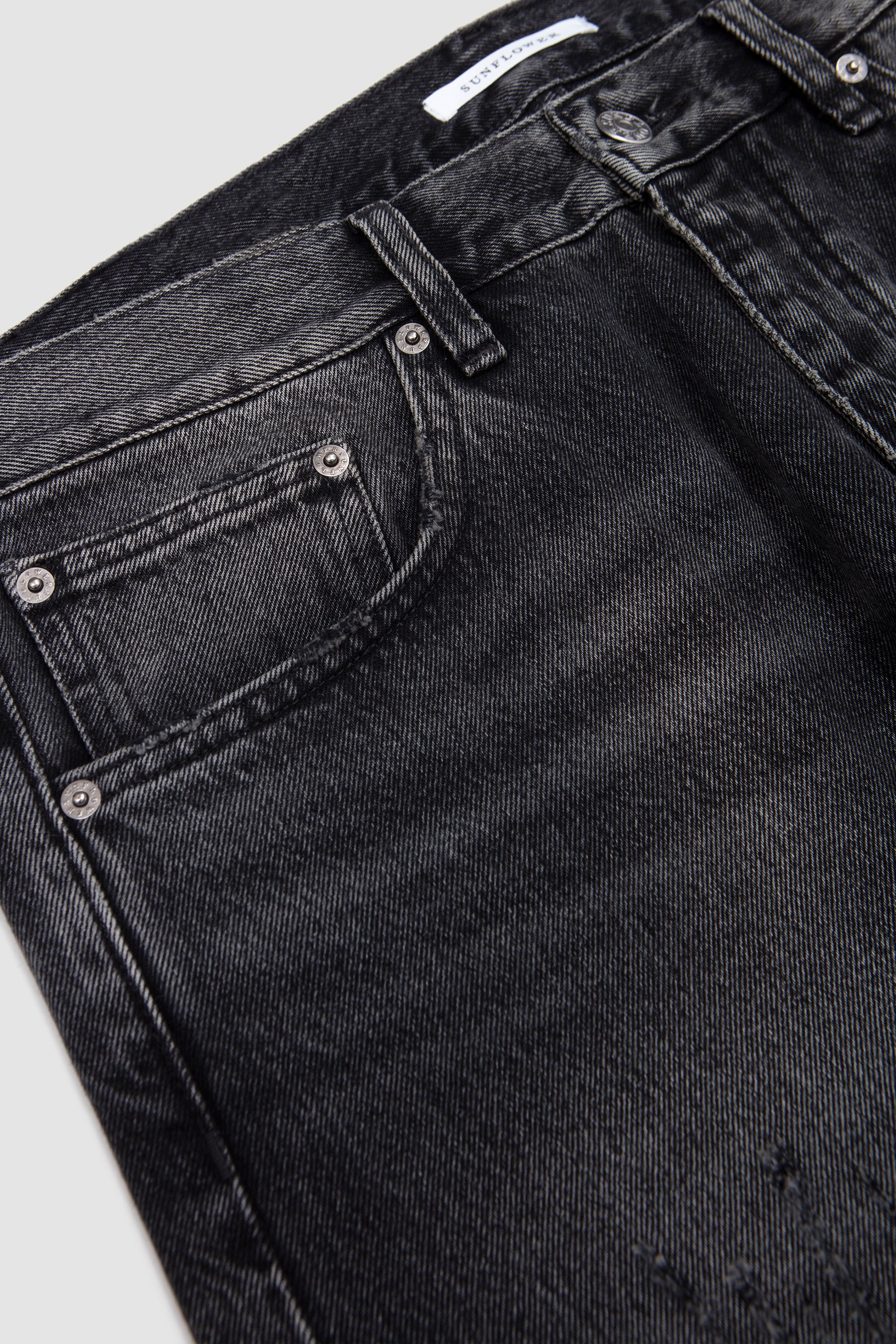 Loose New Black Worn