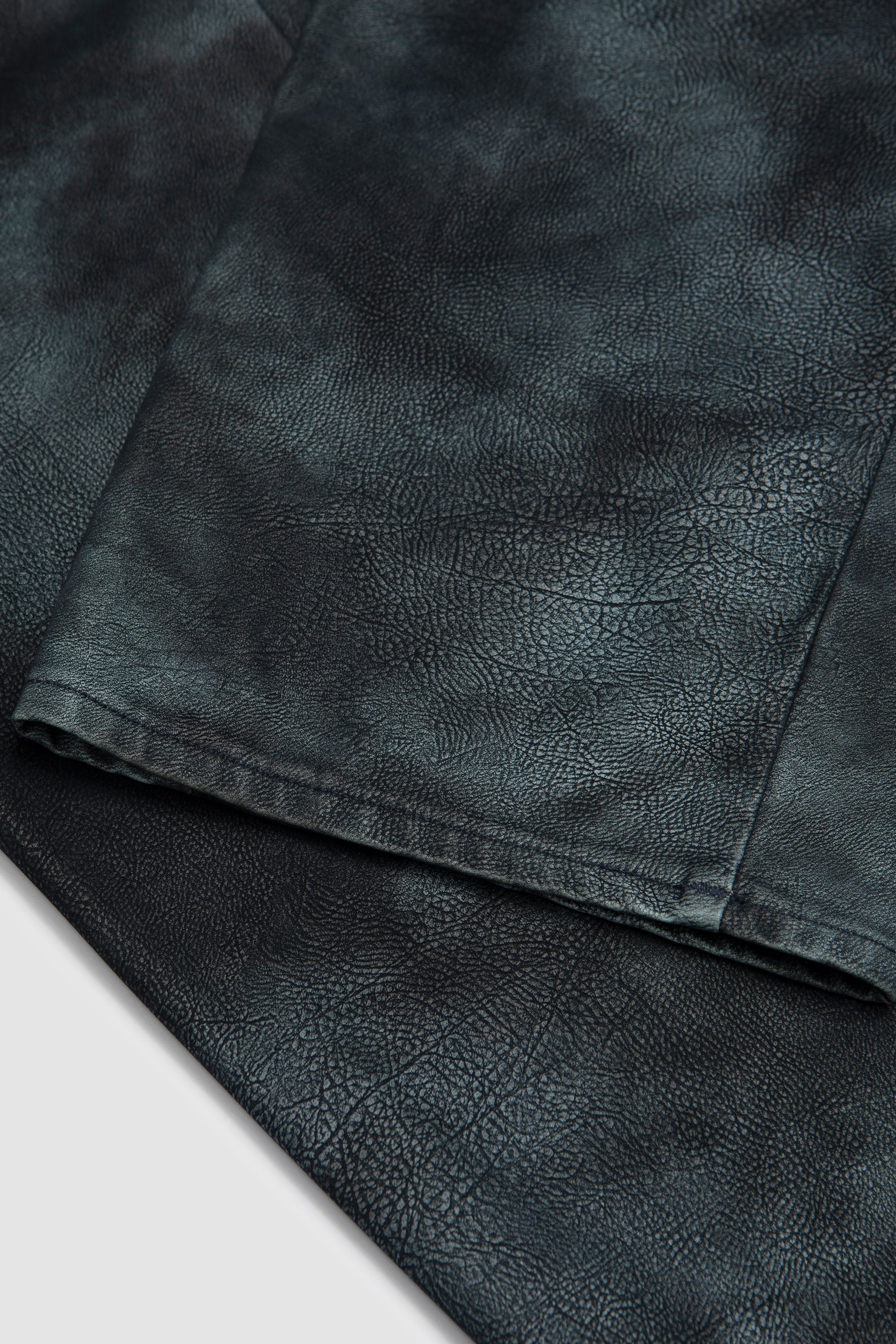 Straight Twist Nubuk Navy Washed