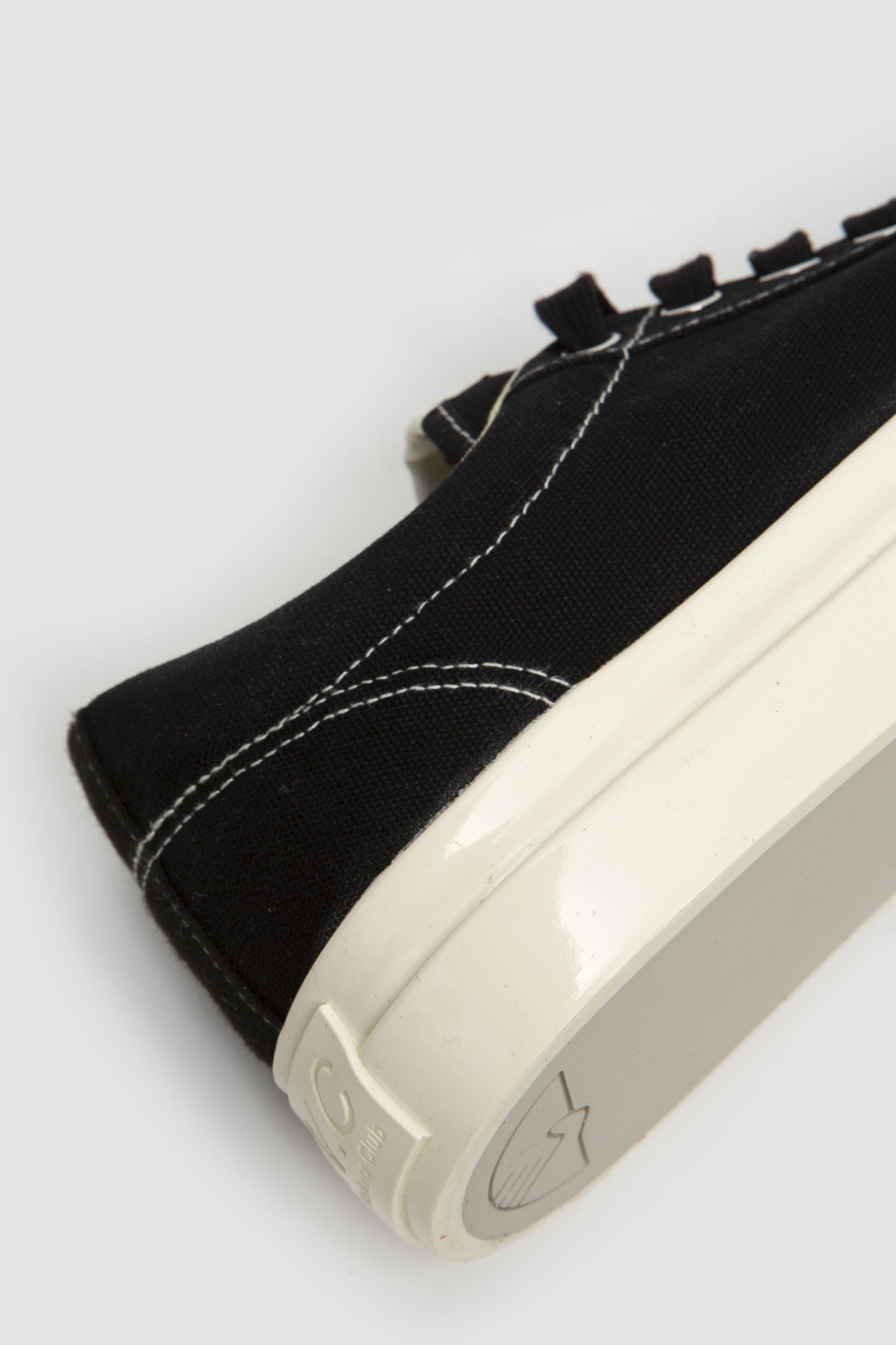 Dellow Canvas Black_5