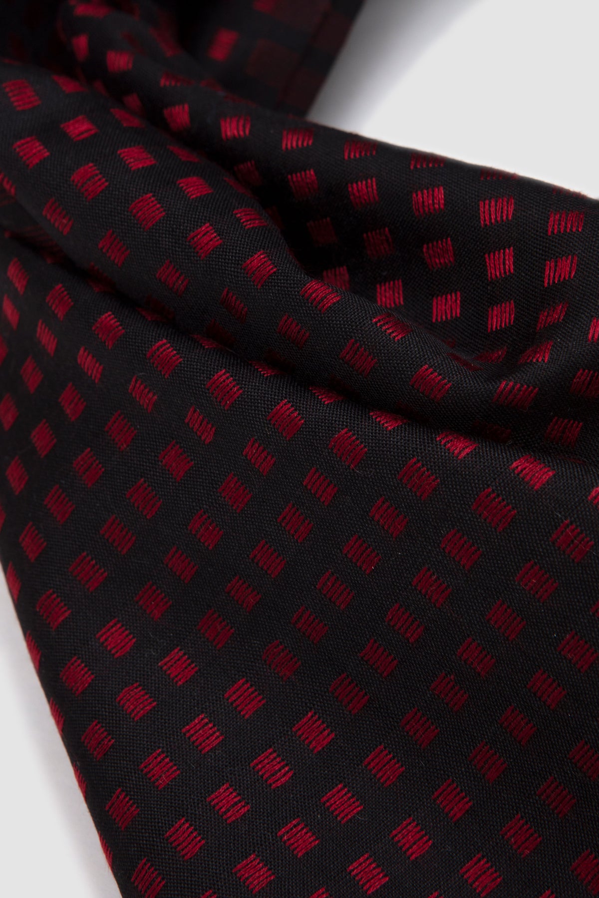 Silk Jacquard Scarf Black/ Red_4