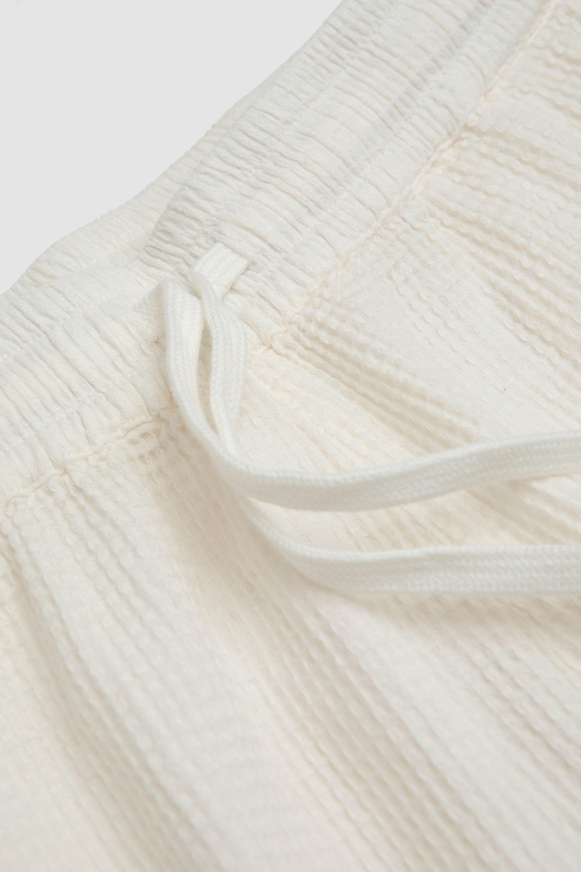 Simple Short Nippon Waffle Ecru